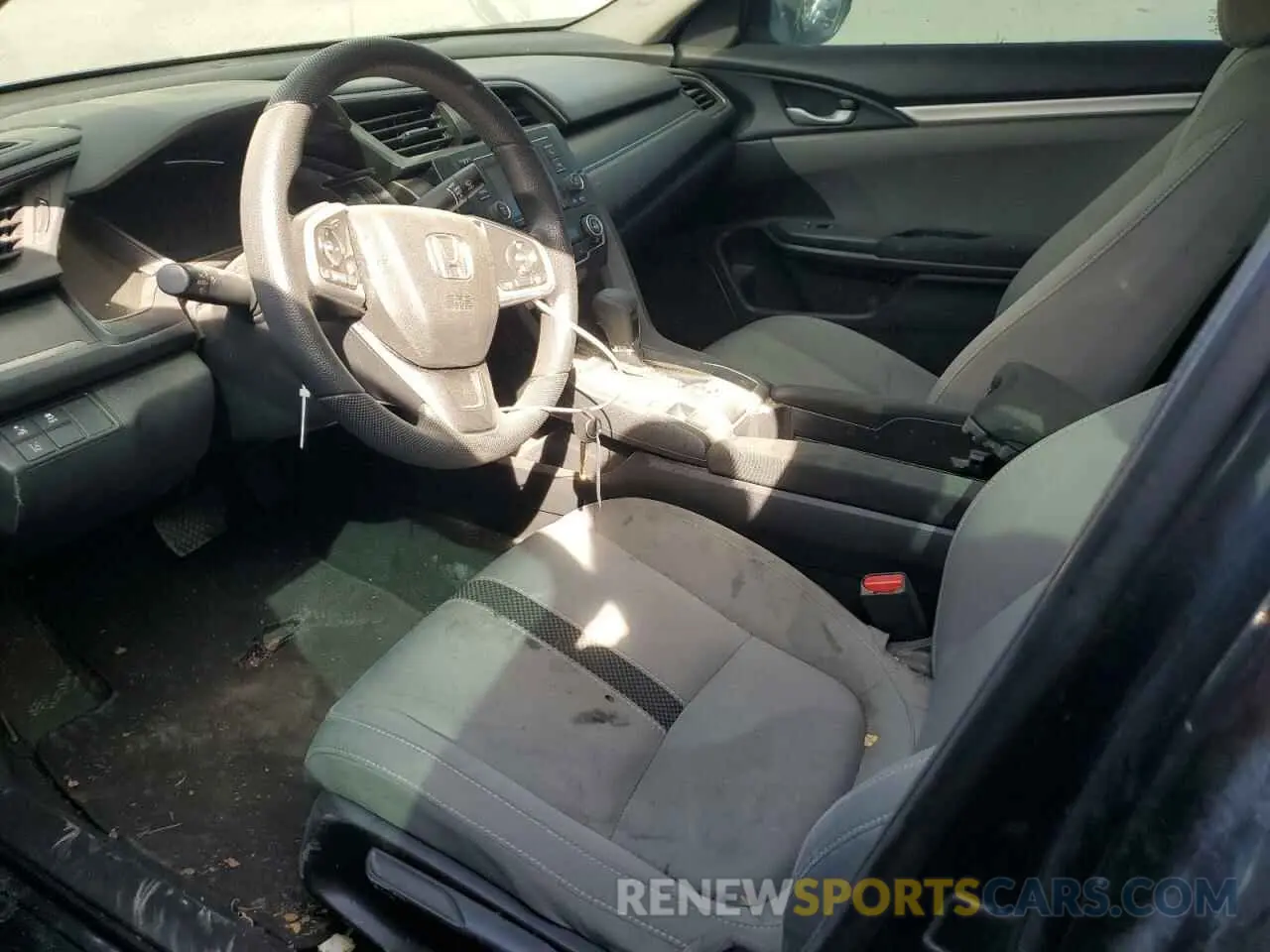 7 Photograph of a damaged car 2HGFC2F62LH564517 HONDA CIVIC 2020