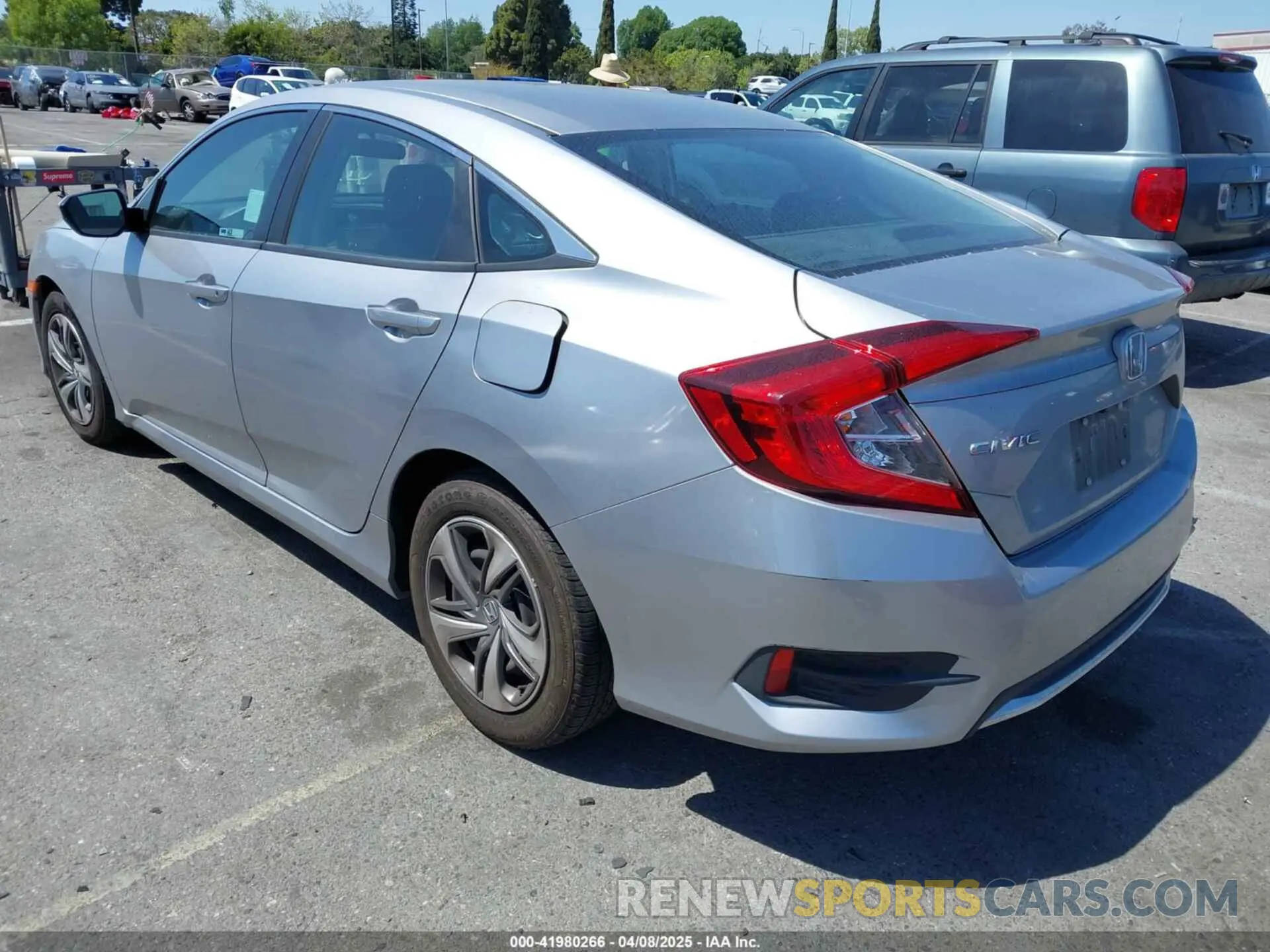3 Photograph of a damaged car 2HGFC2F62LH570835 HONDA CIVIC 2020