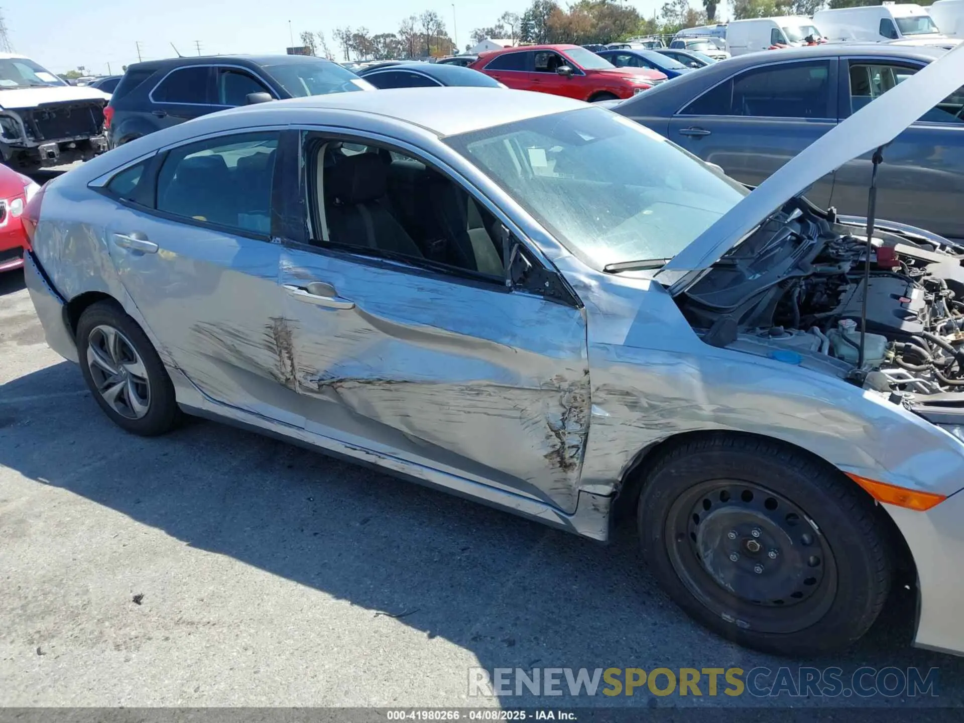 6 Photograph of a damaged car 2HGFC2F62LH570835 HONDA CIVIC 2020
