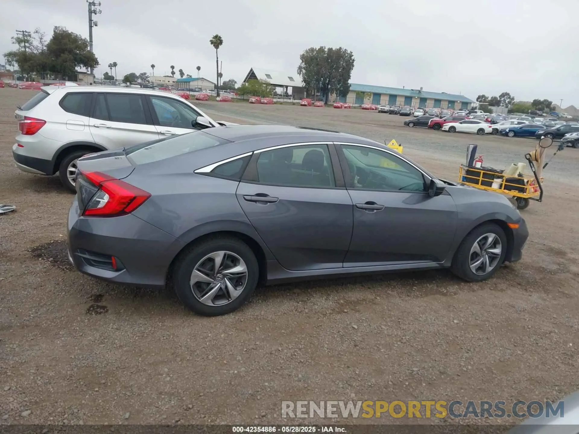 14 Photograph of a damaged car 2HGFC2F63LH567698 HONDA CIVIC 2020