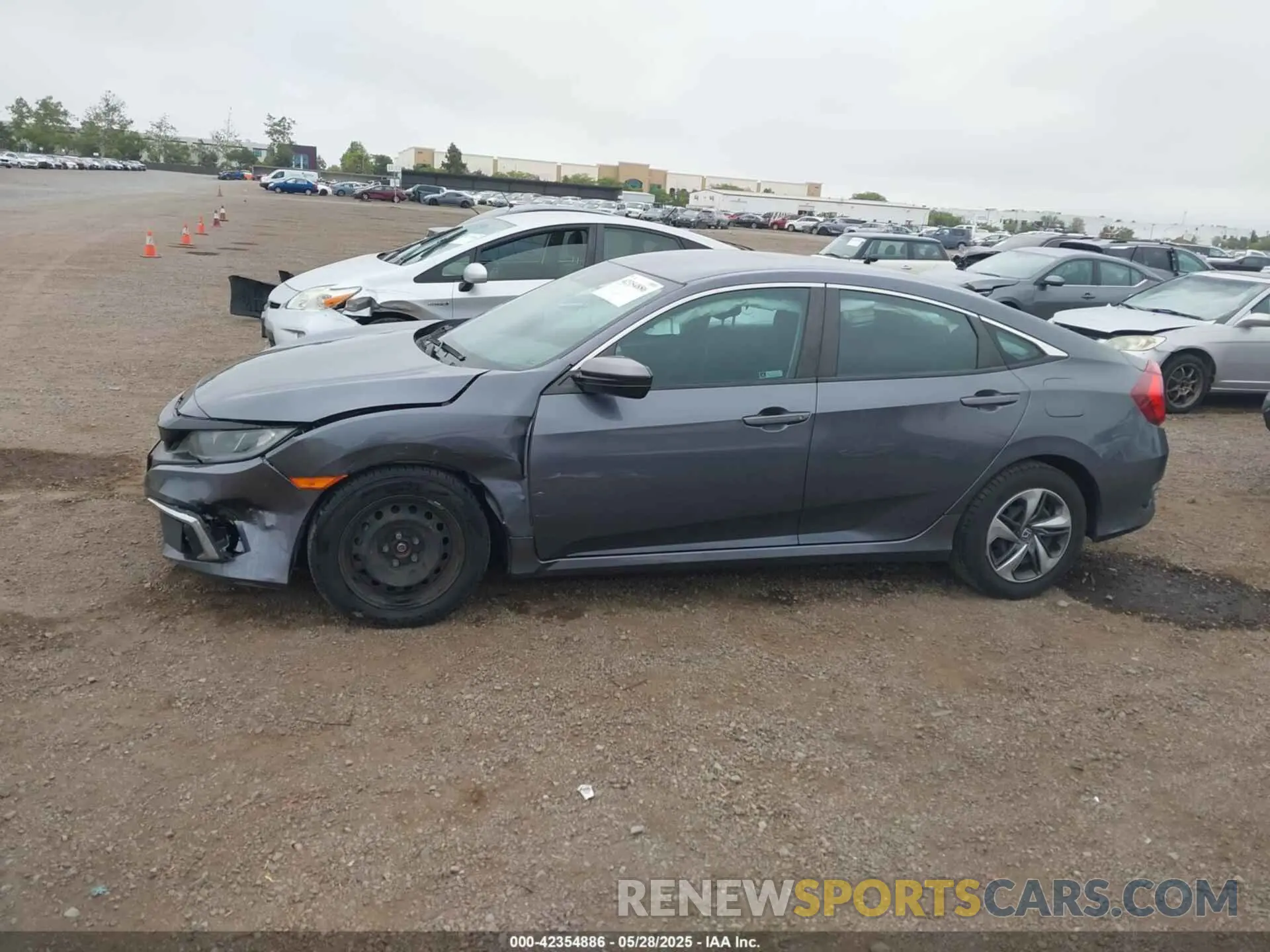 15 Photograph of a damaged car 2HGFC2F63LH567698 HONDA CIVIC 2020