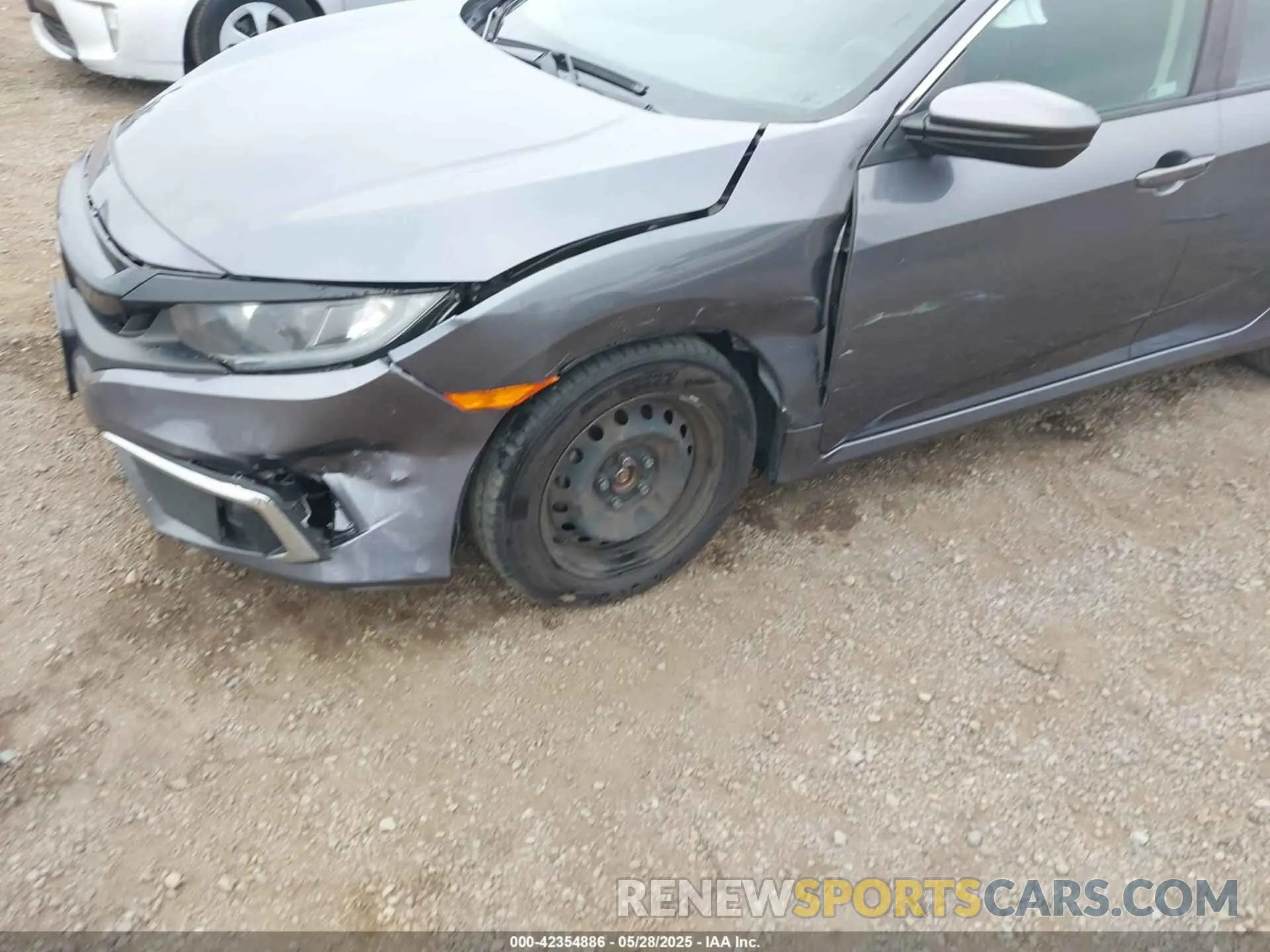 6 Photograph of a damaged car 2HGFC2F63LH567698 HONDA CIVIC 2020