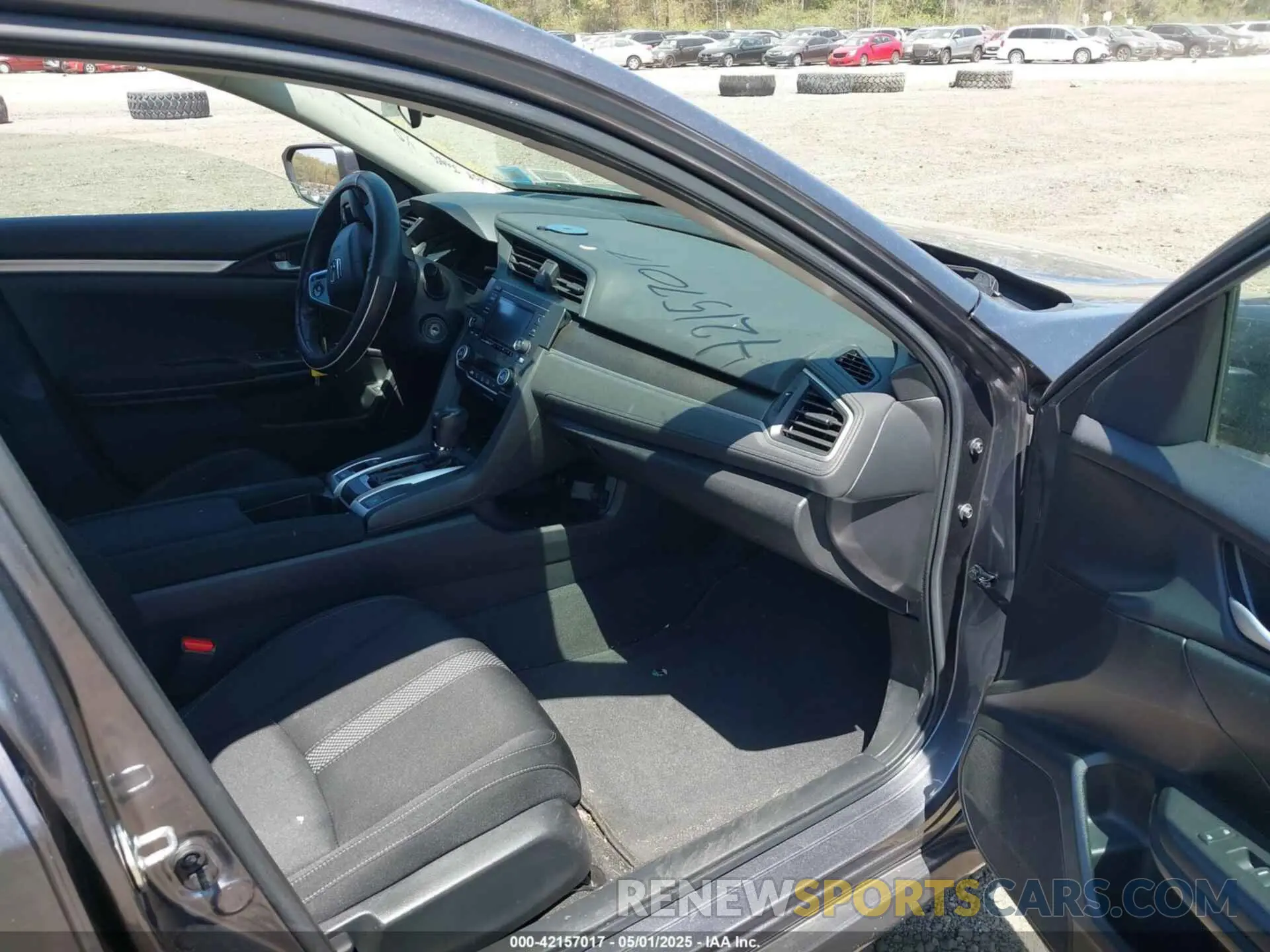 5 Photograph of a damaged car 2HGFC2F63LH597414 HONDA CIVIC 2020