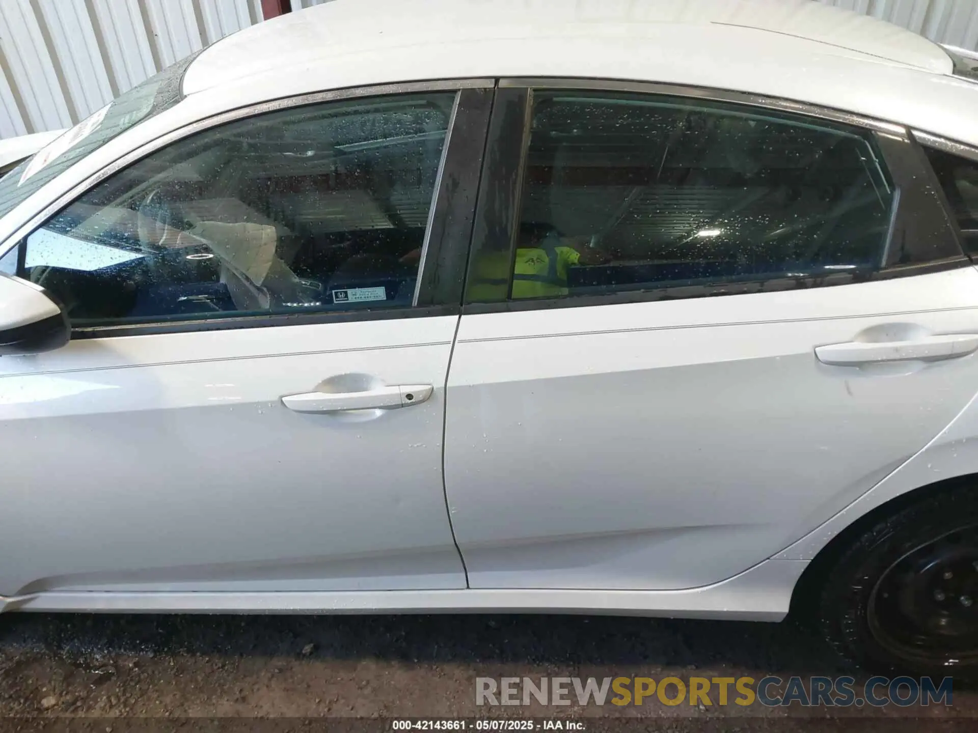 14 Photograph of a damaged car 2HGFC2F64LH509003 HONDA CIVIC 2020