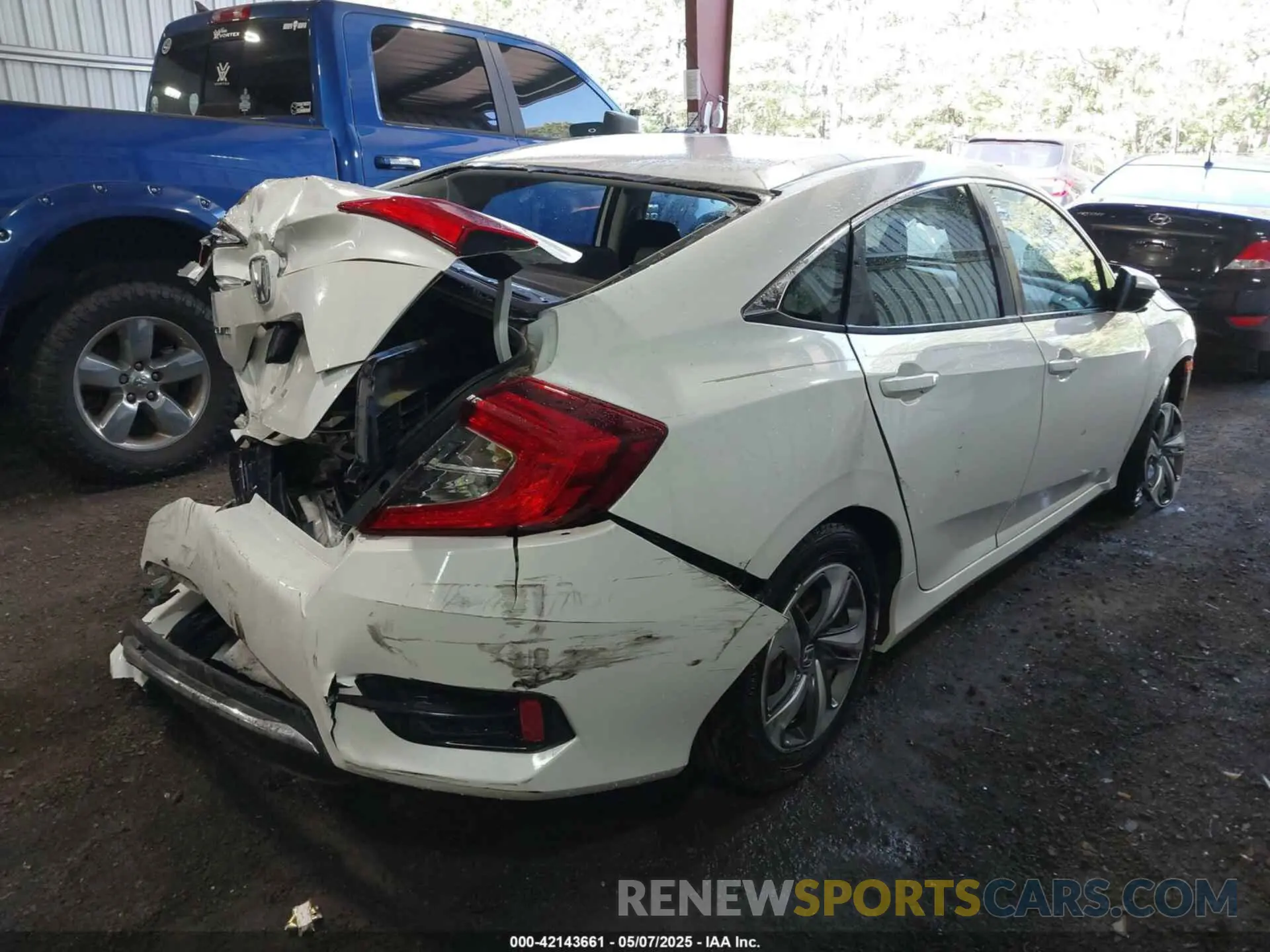 4 Photograph of a damaged car 2HGFC2F64LH509003 HONDA CIVIC 2020