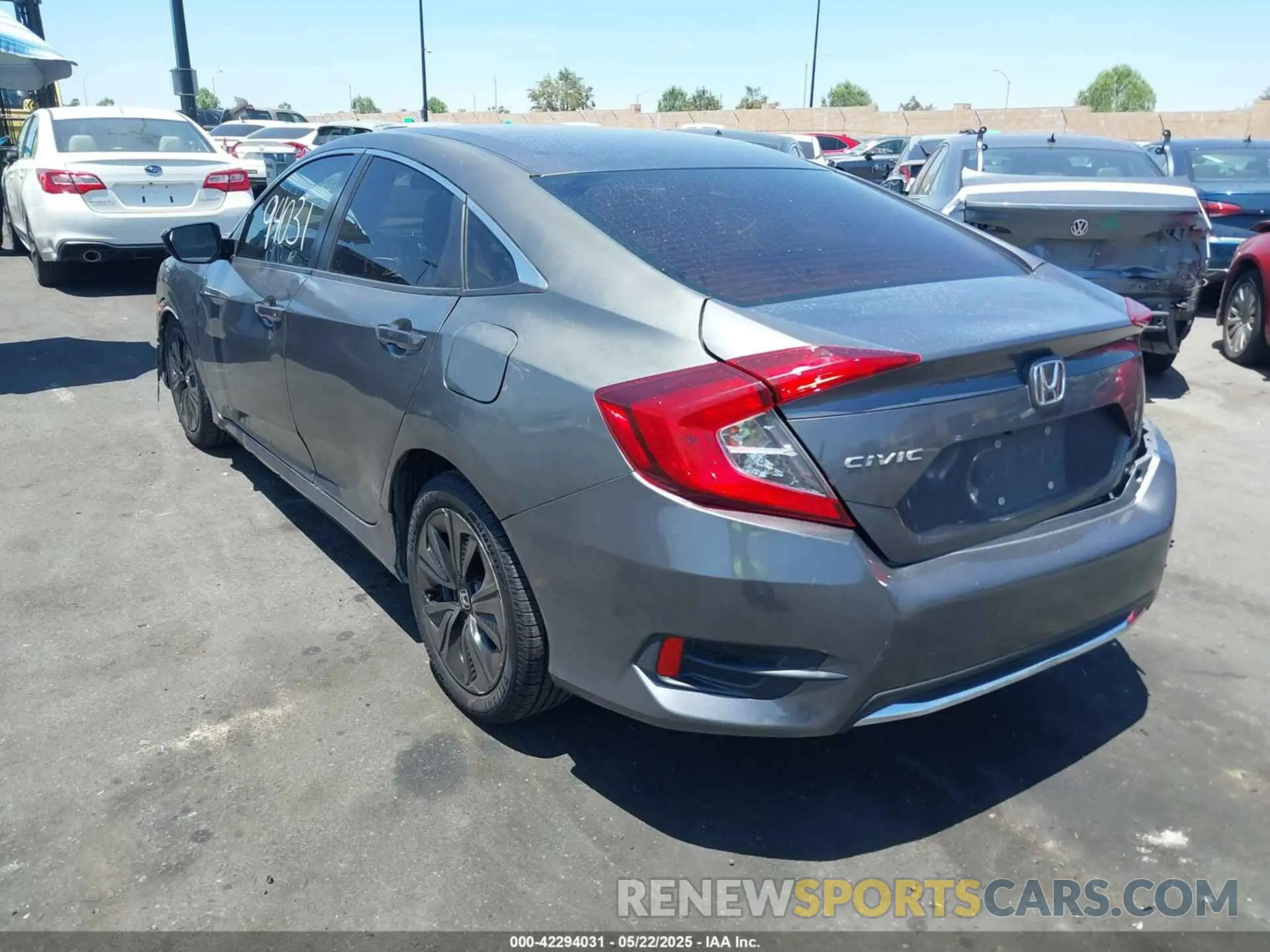 14 Photograph of a damaged car 2HGFC2F64LH512550 HONDA CIVIC 2020