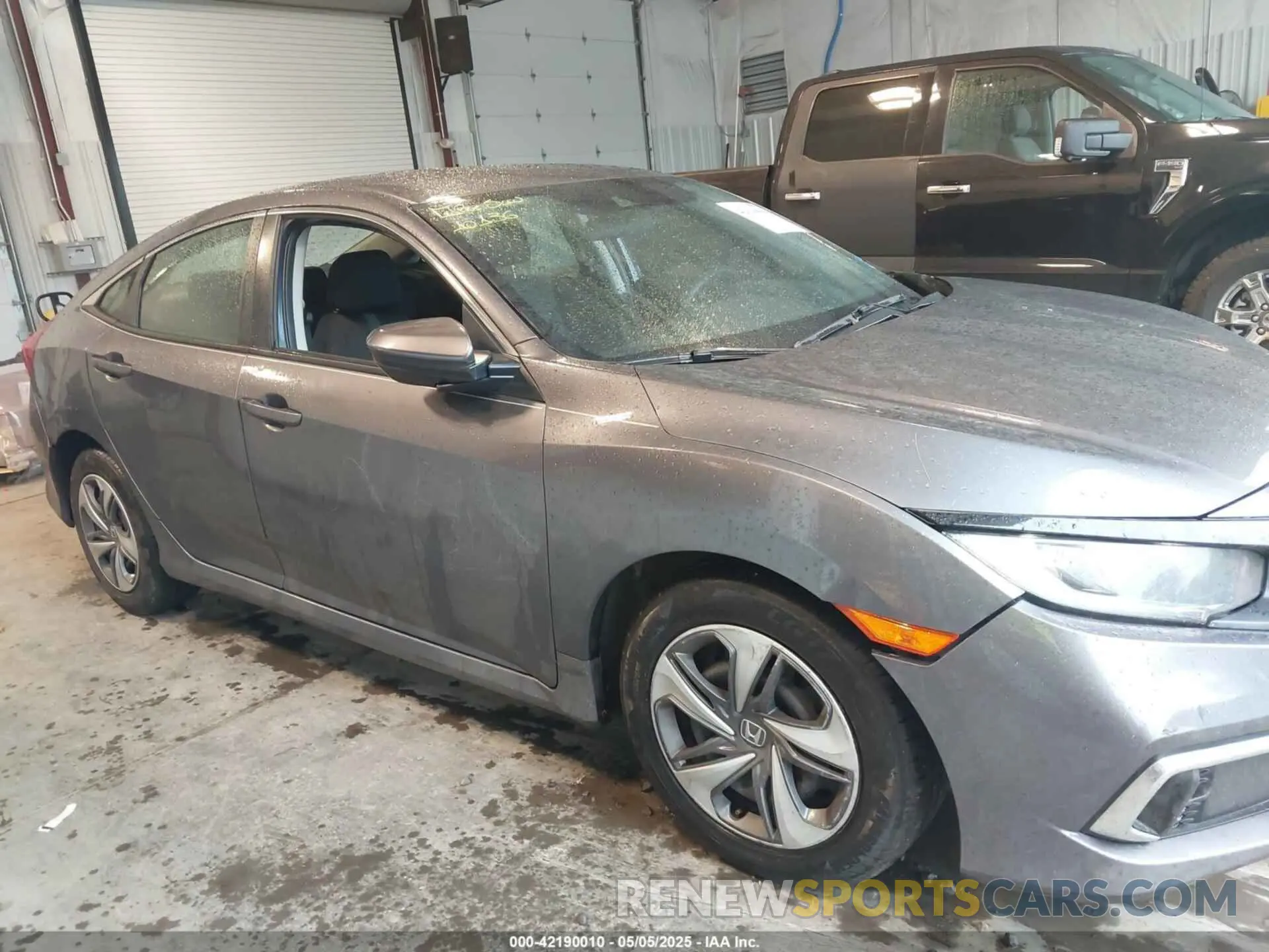 13 Photograph of a damaged car 2HGFC2F64LH525248 HONDA CIVIC 2020