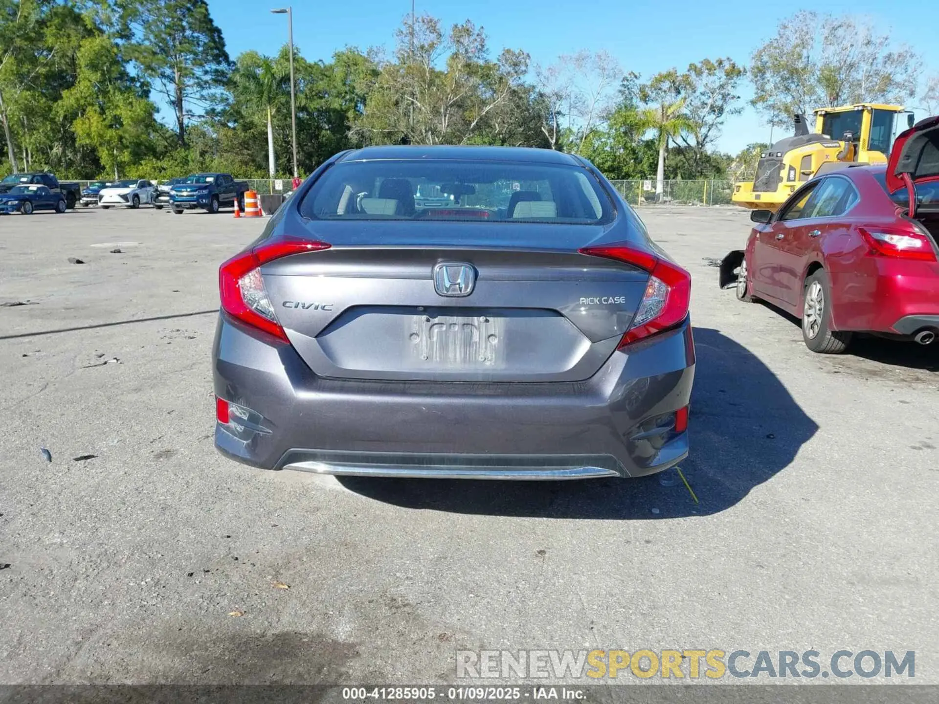 16 Photograph of a damaged car 2HGFC2F64LH581786 HONDA CIVIC 2020