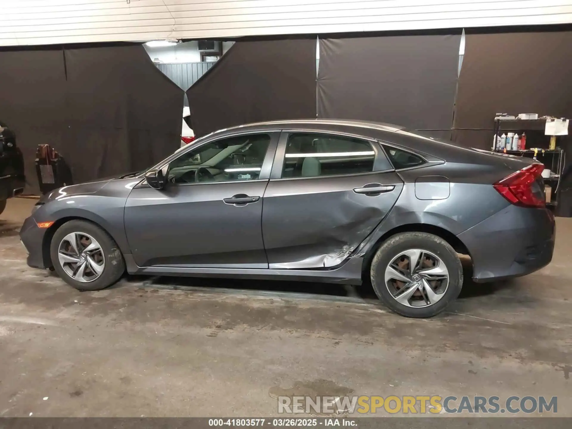 15 Photograph of a damaged car 2HGFC2F65LH525081 HONDA CIVIC 2020