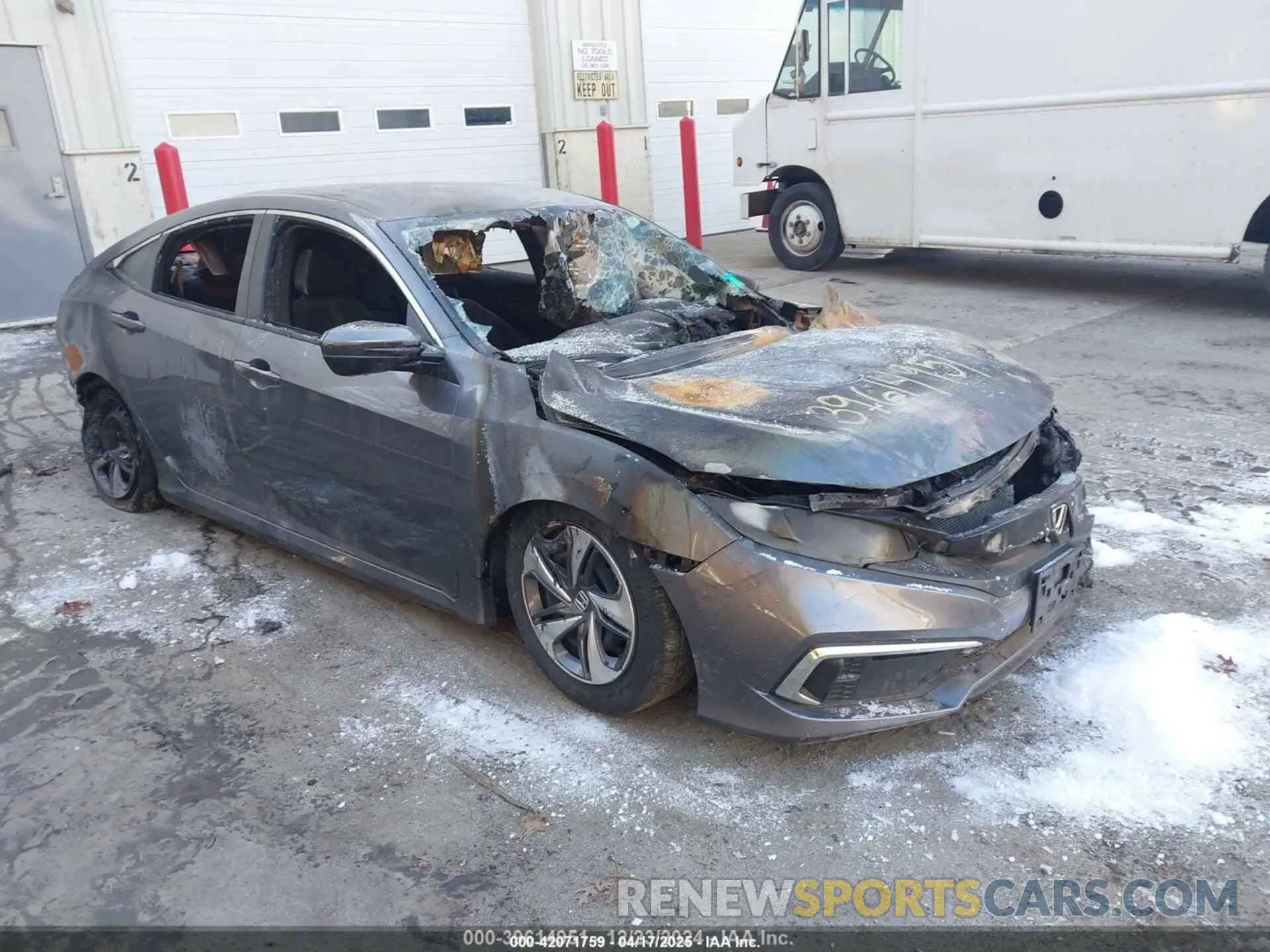 1 Photograph of a damaged car 2HGFC2F65LH530958 HONDA CIVIC 2020