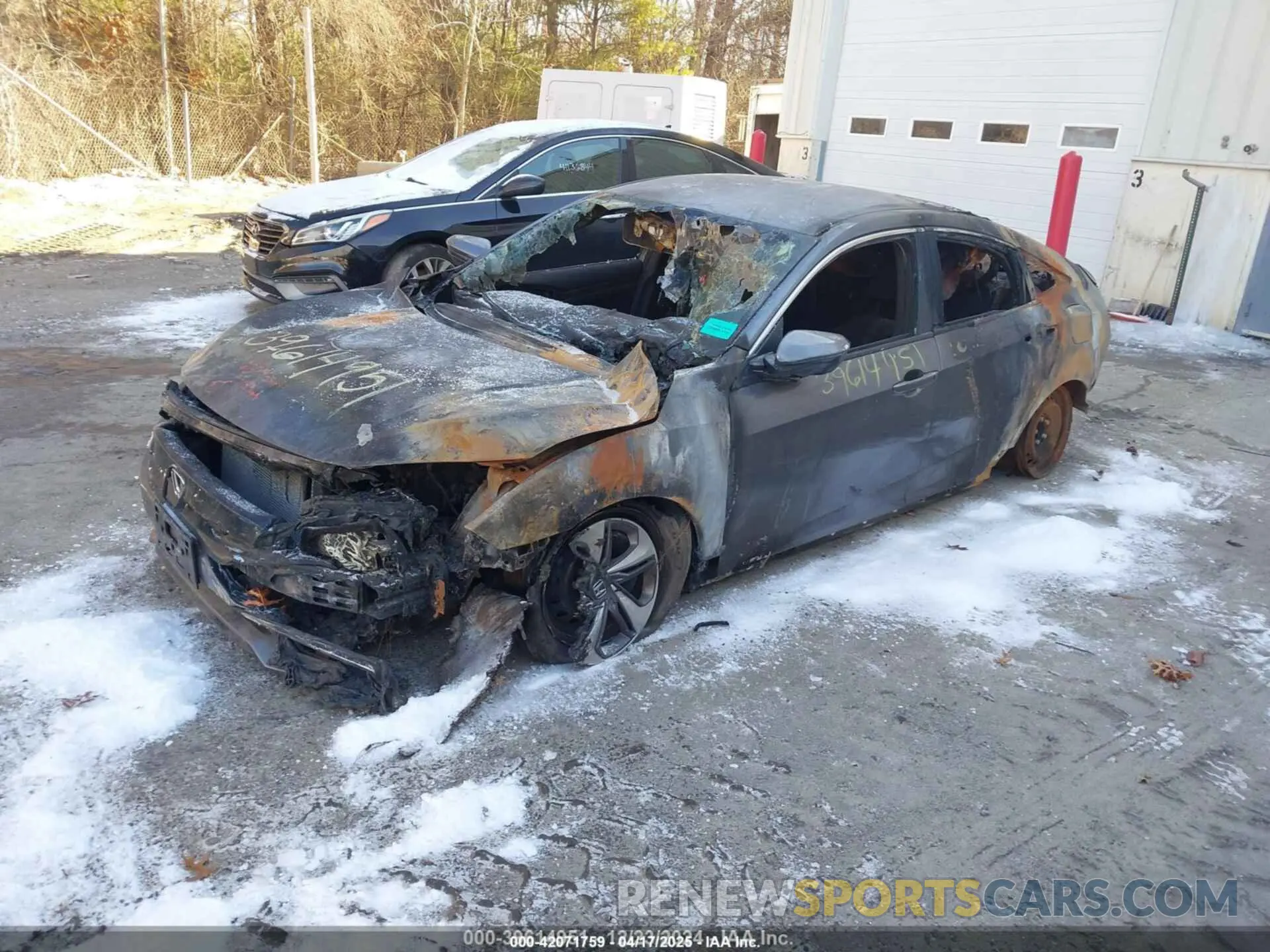 2 Photograph of a damaged car 2HGFC2F65LH530958 HONDA CIVIC 2020