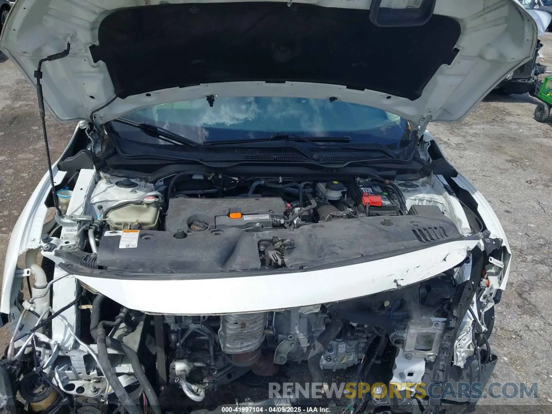 10 Photograph of a damaged car 2HGFC2F65LH531818 HONDA CIVIC 2020
