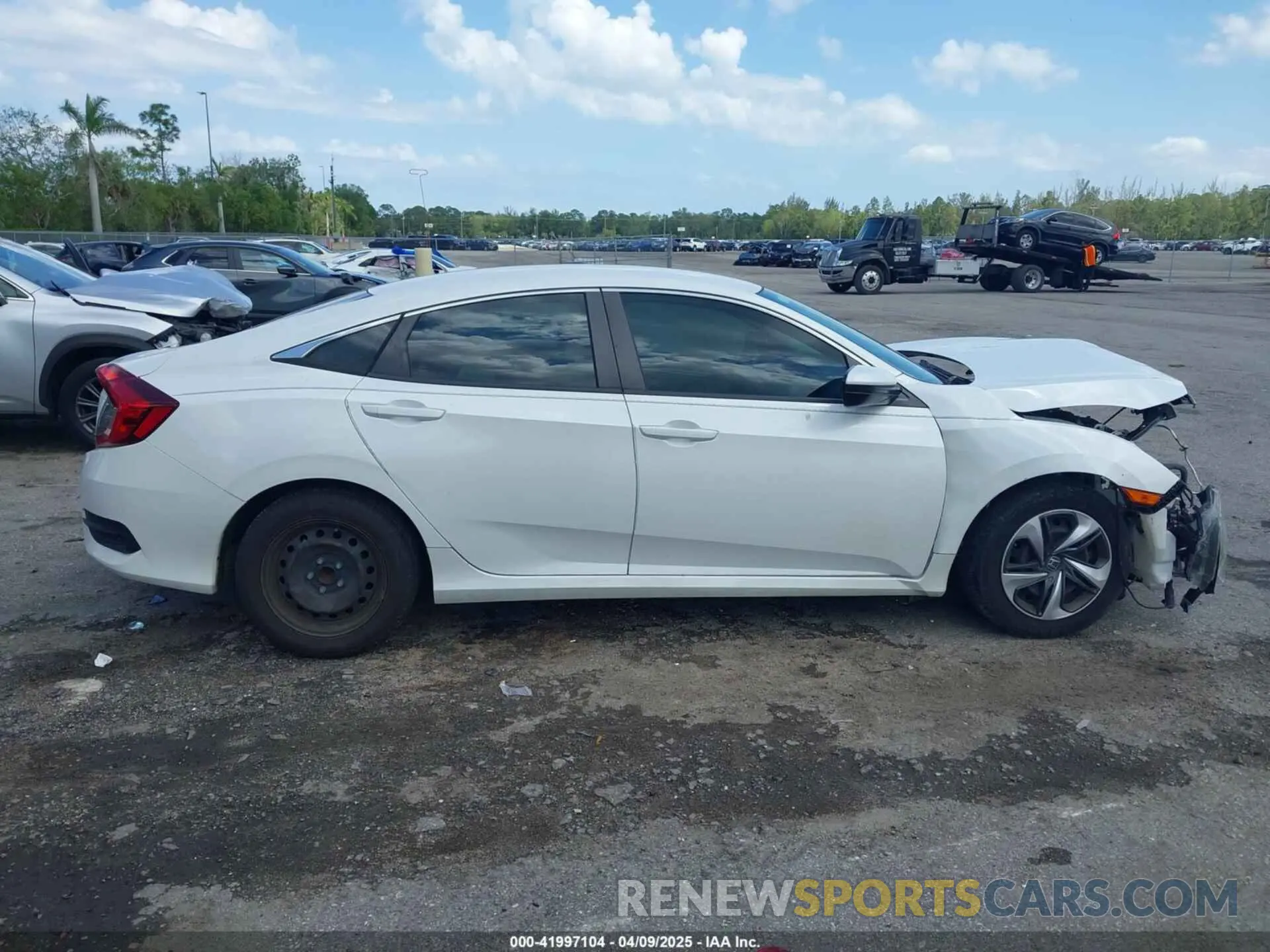 14 Photograph of a damaged car 2HGFC2F65LH531818 HONDA CIVIC 2020