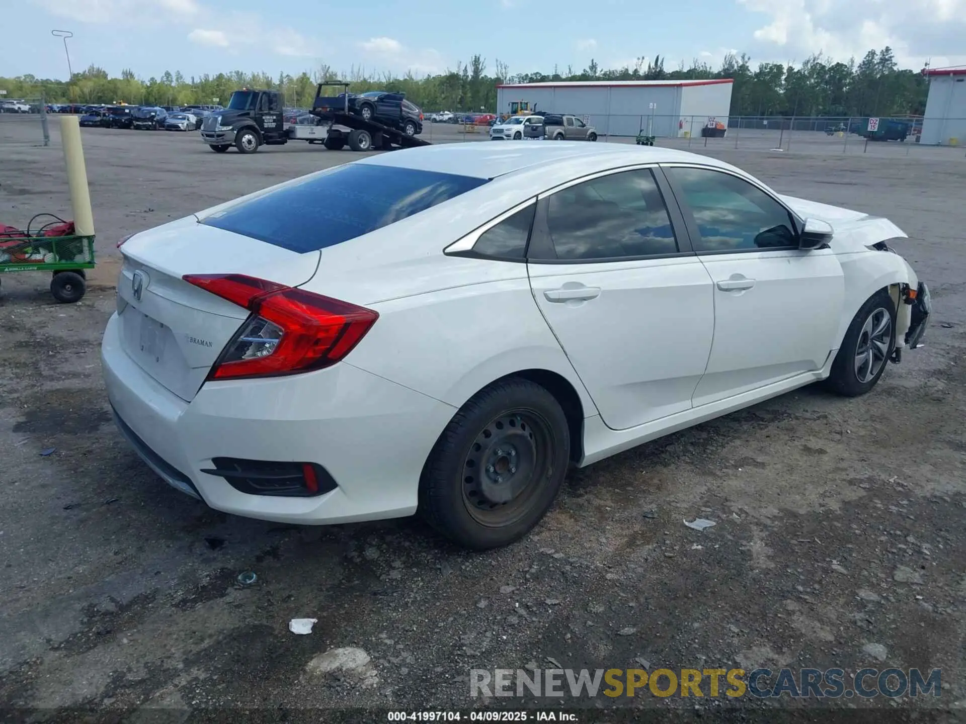 4 Photograph of a damaged car 2HGFC2F65LH531818 HONDA CIVIC 2020