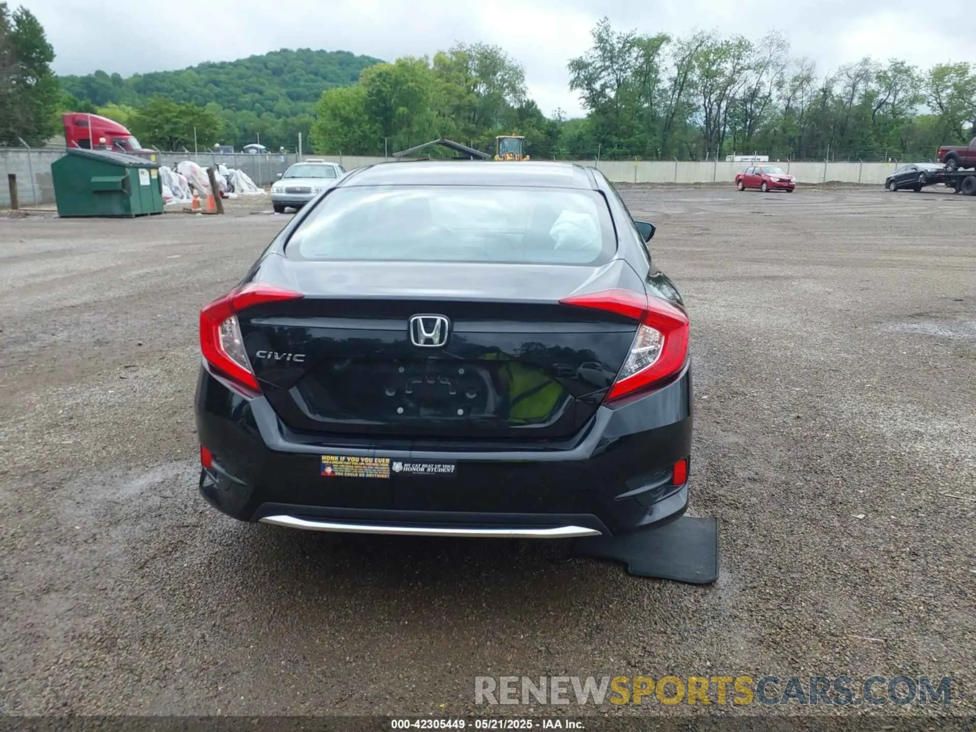 17 Photograph of a damaged car 2HGFC2F65LH551129 HONDA CIVIC 2020
