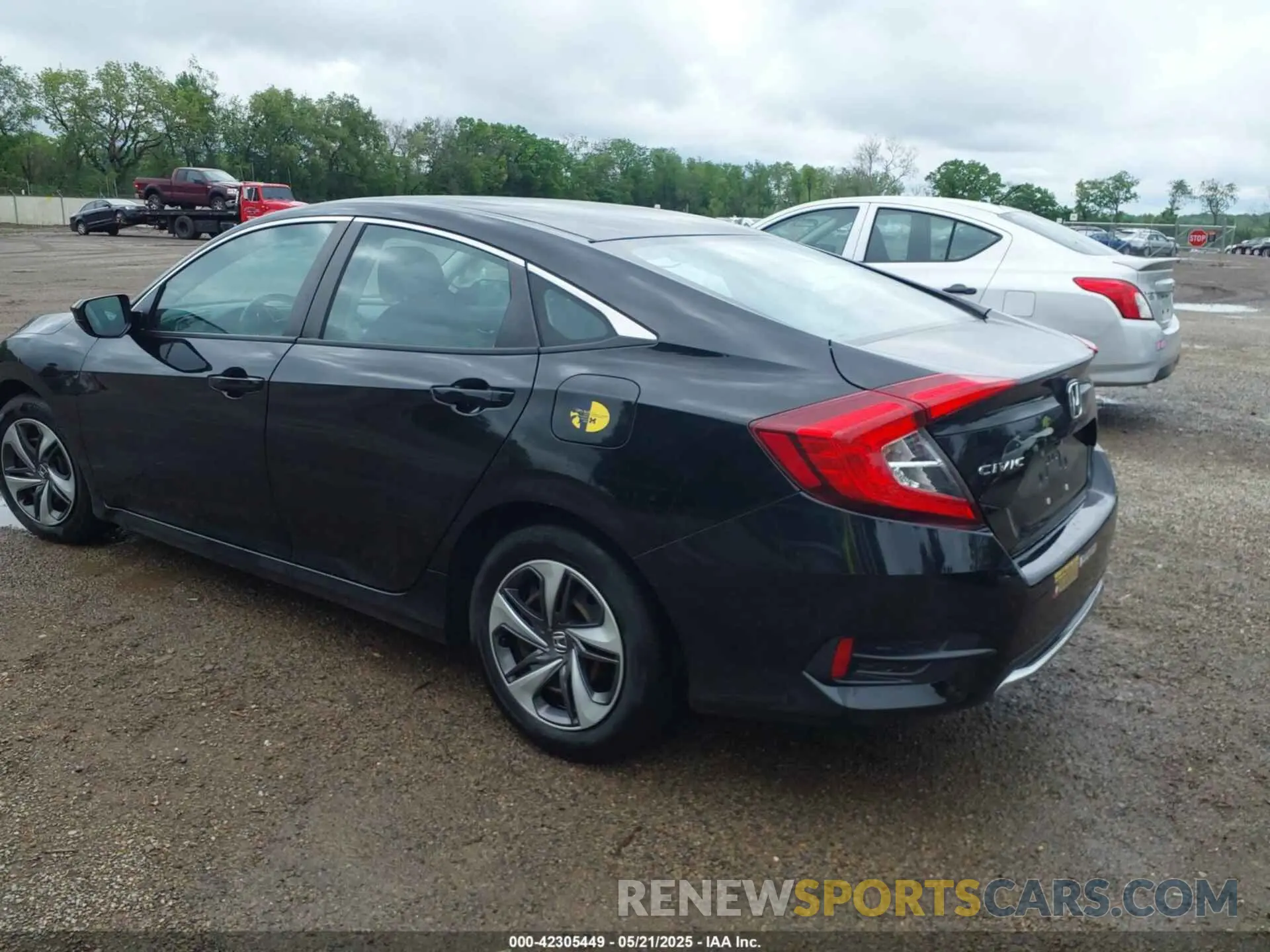 3 Photograph of a damaged car 2HGFC2F65LH551129 HONDA CIVIC 2020