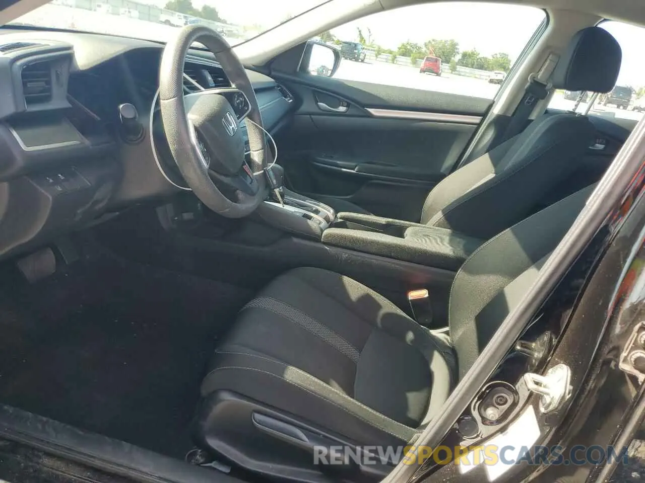 7 Photograph of a damaged car 2HGFC2F65LH551146 HONDA CIVIC 2020