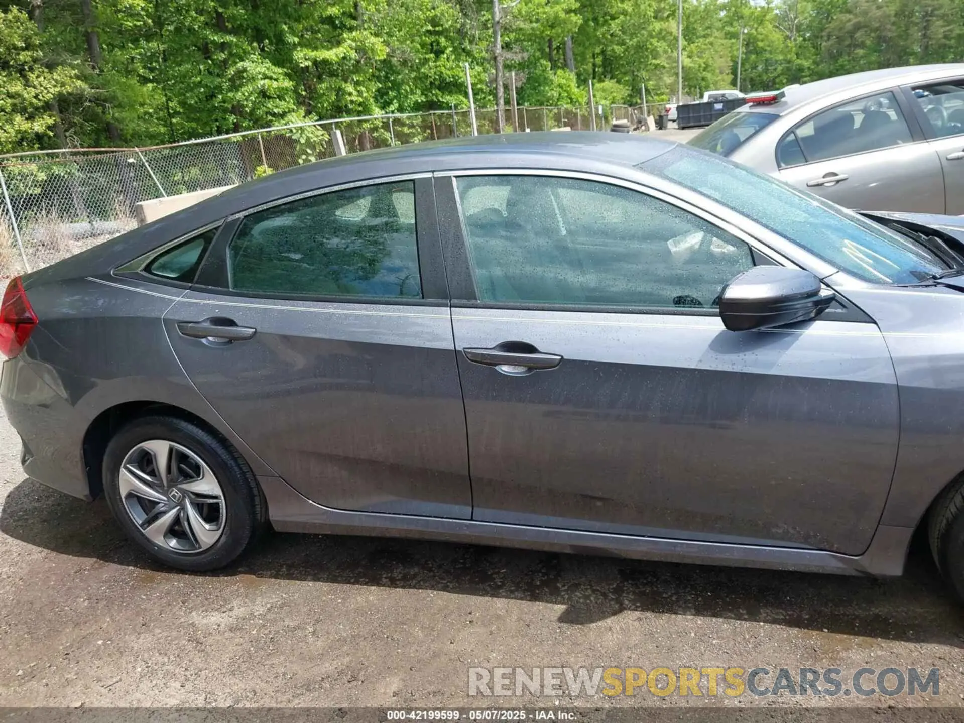 13 Photograph of a damaged car 2HGFC2F65LH552779 HONDA CIVIC 2020