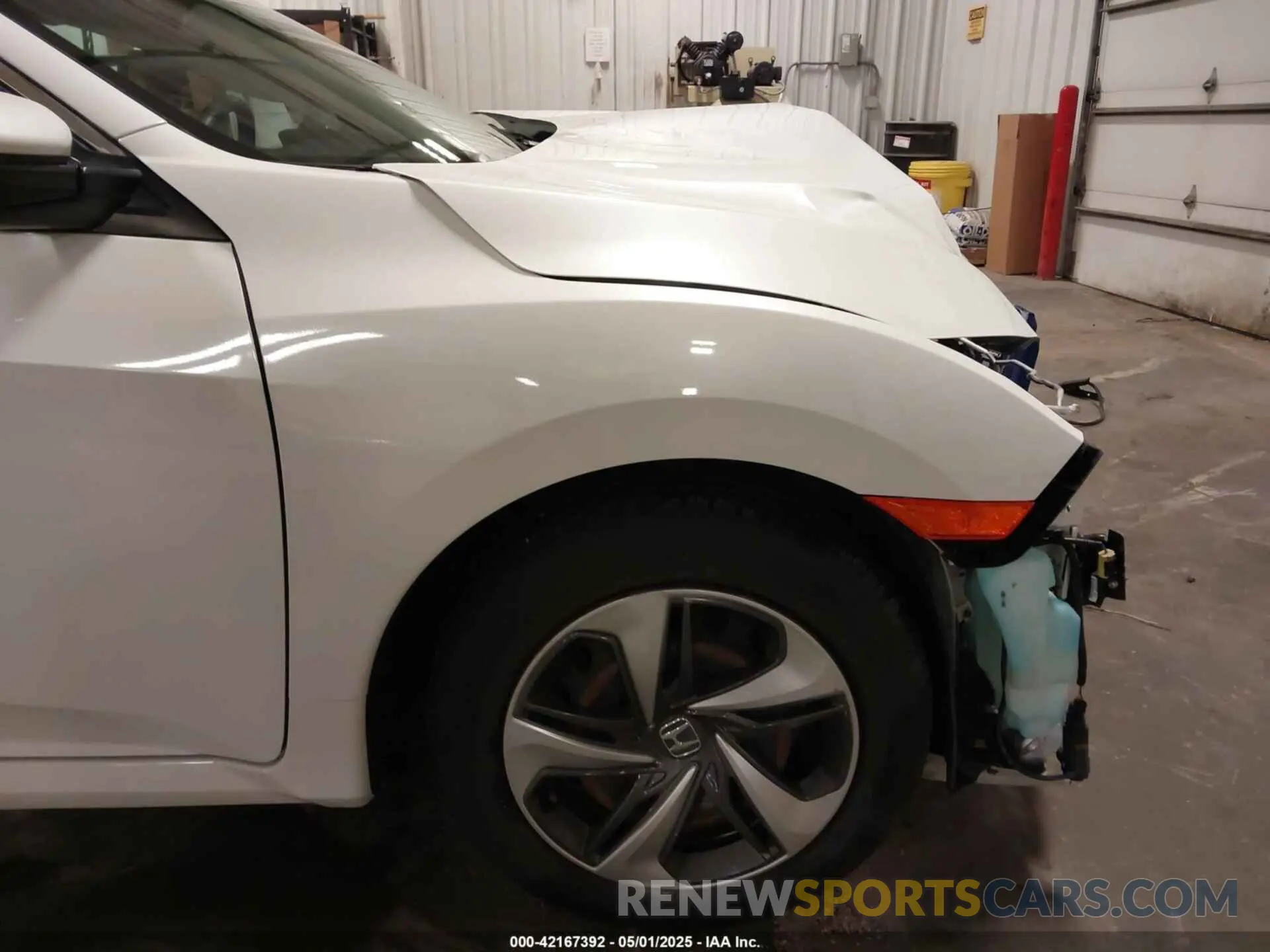 21 Photograph of a damaged car 2HGFC2F65LH561434 HONDA CIVIC 2020