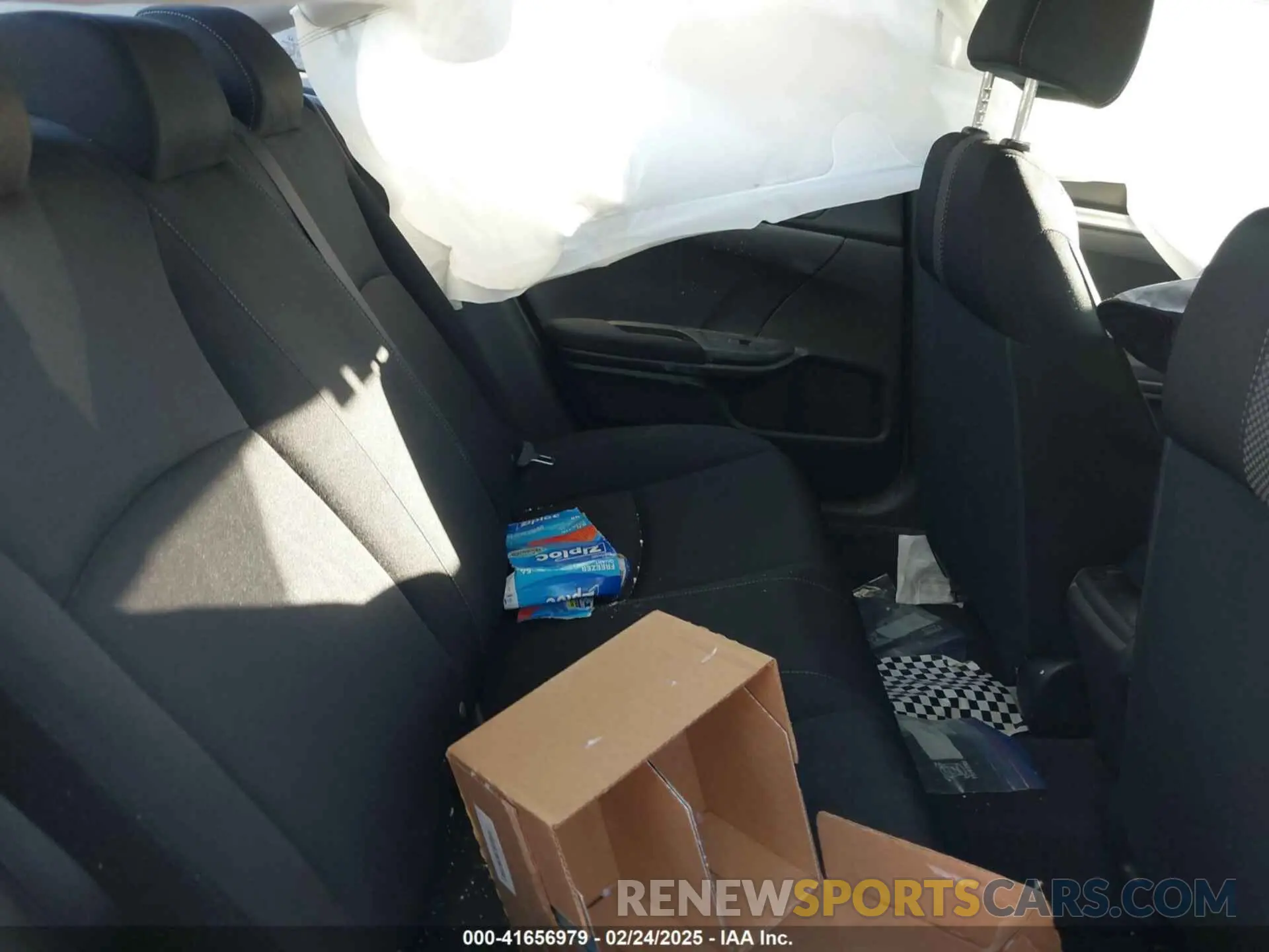 8 Photograph of a damaged car 2HGFC2F65LH599276 HONDA CIVIC 2020