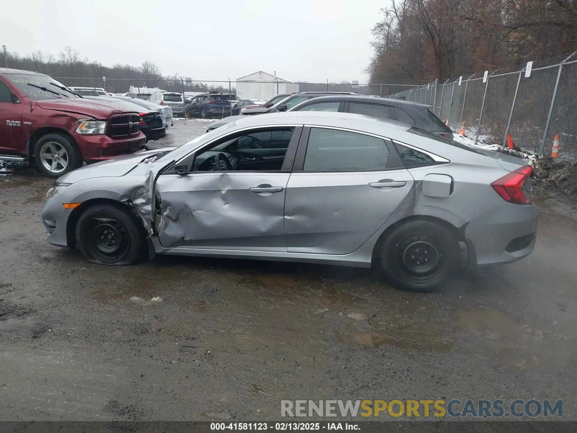14 Photograph of a damaged car 2HGFC2F66LH502635 HONDA CIVIC 2020