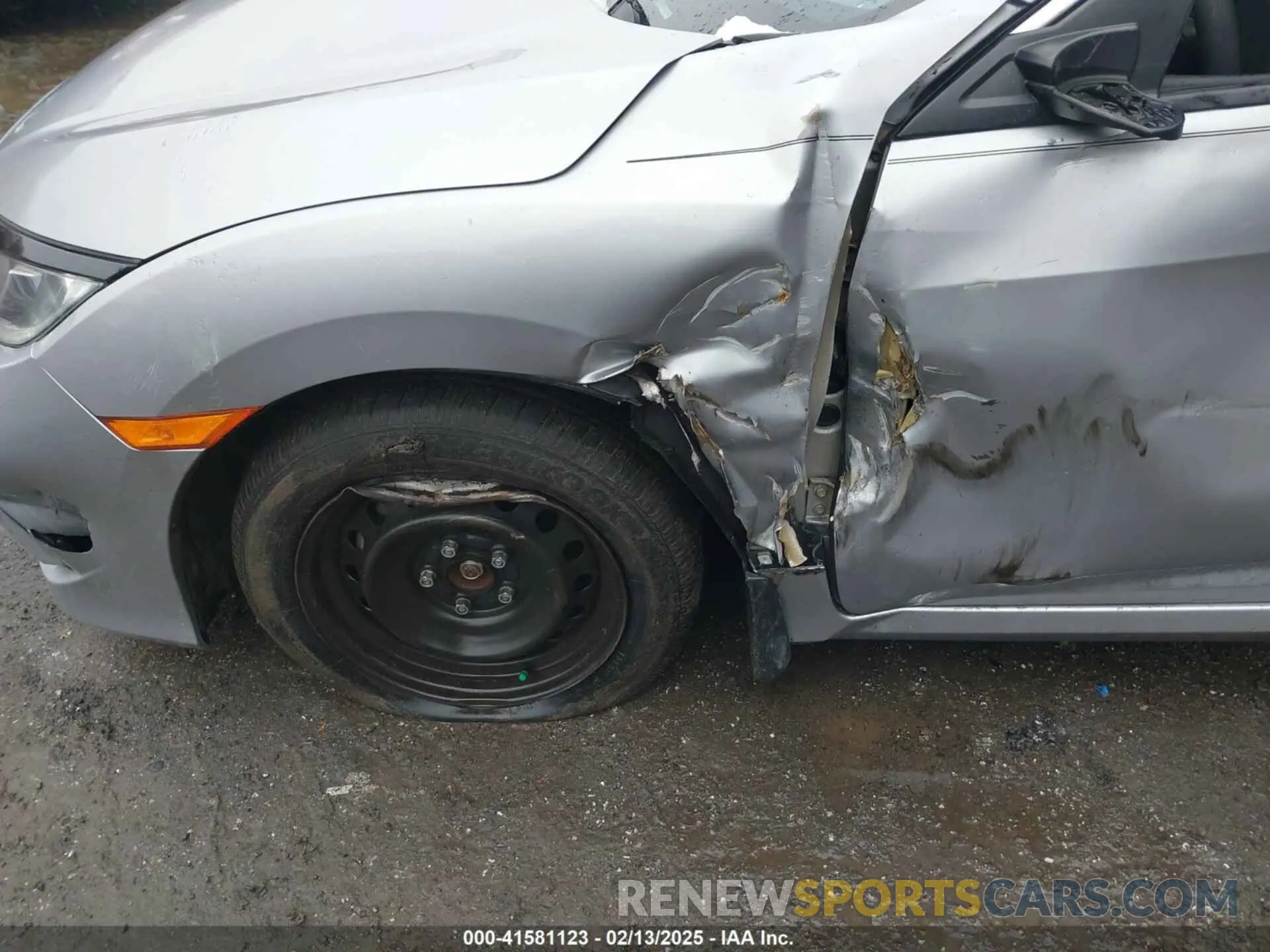 6 Photograph of a damaged car 2HGFC2F66LH502635 HONDA CIVIC 2020
