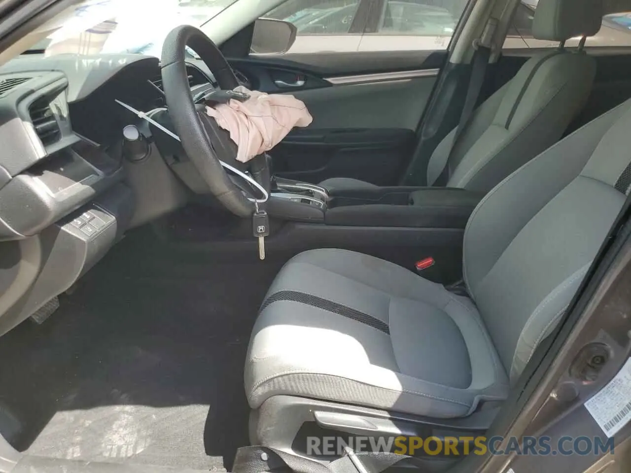 7 Photograph of a damaged car 2HGFC2F67LH530265 HONDA CIVIC 2020
