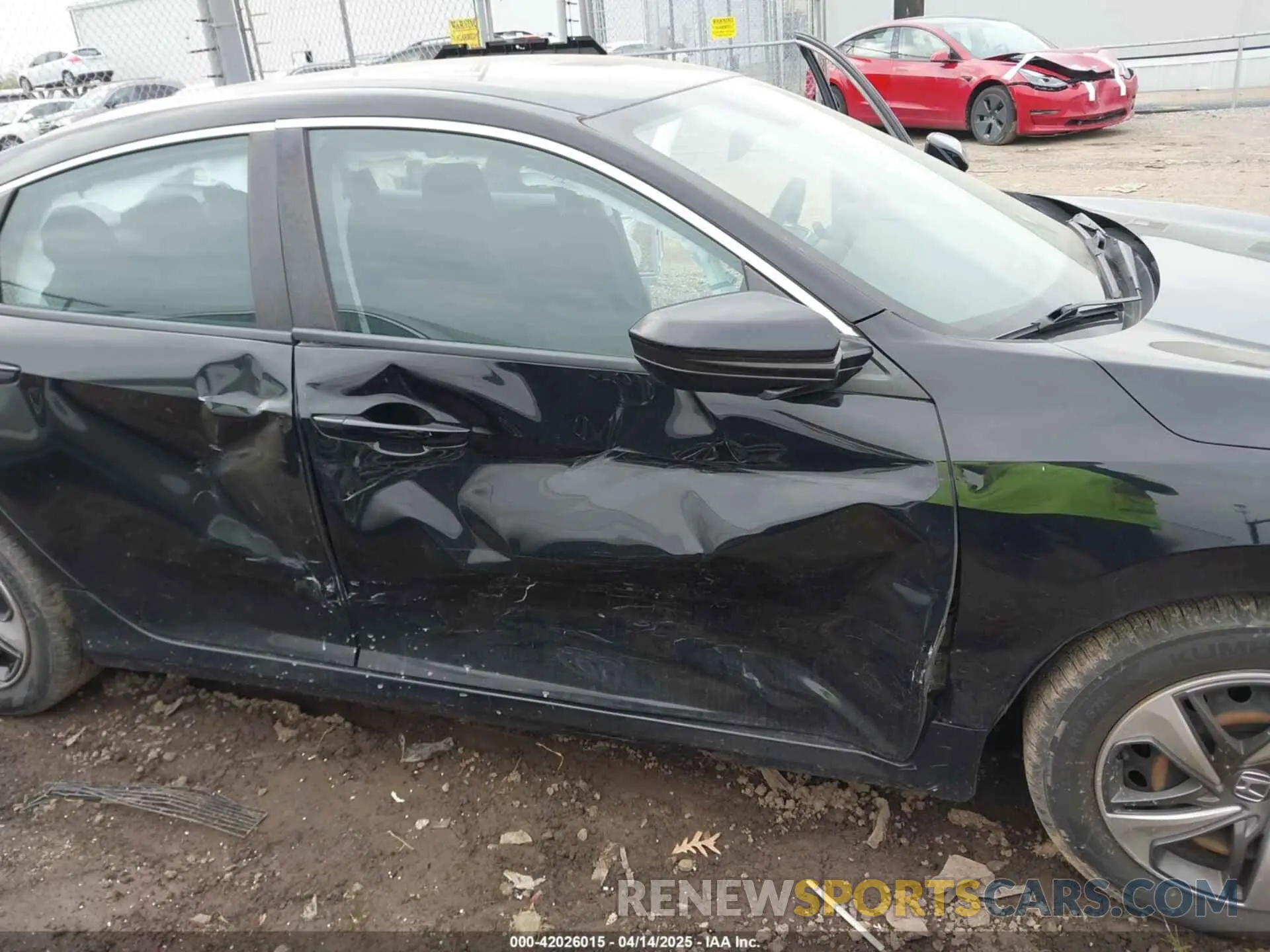 6 Photograph of a damaged car 2HGFC2F67LH540441 HONDA CIVIC 2020
