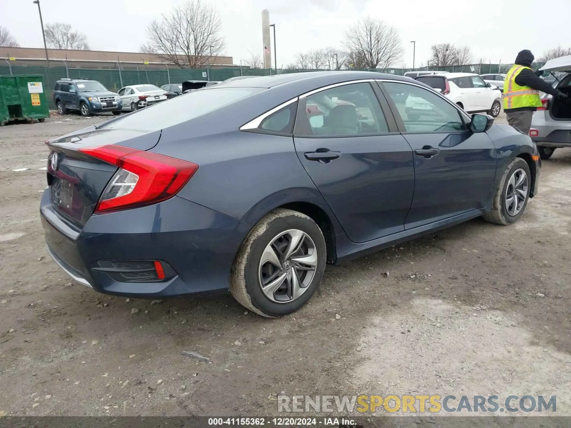 4 Photograph of a damaged car 2HGFC2F68LH522305 HONDA CIVIC 2020