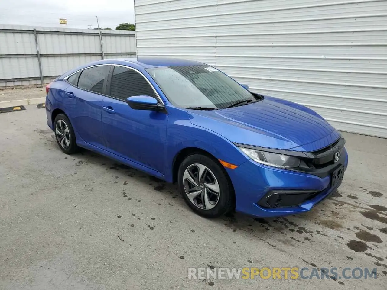 4 Photograph of a damaged car 2HGFC2F68LH527844 HONDA CIVIC 2020