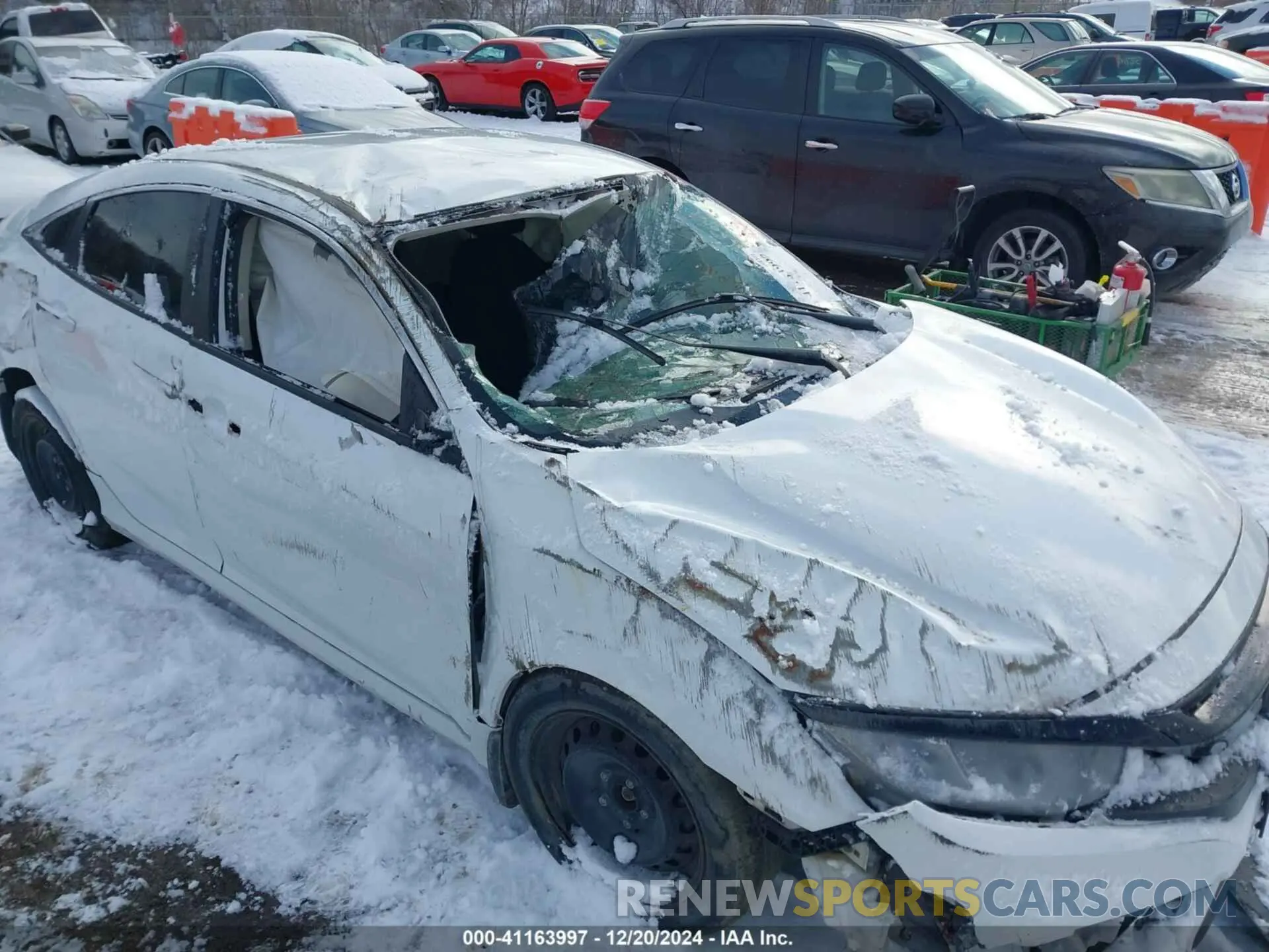 6 Photograph of a damaged car 2HGFC2F68LH529481 HONDA CIVIC 2020