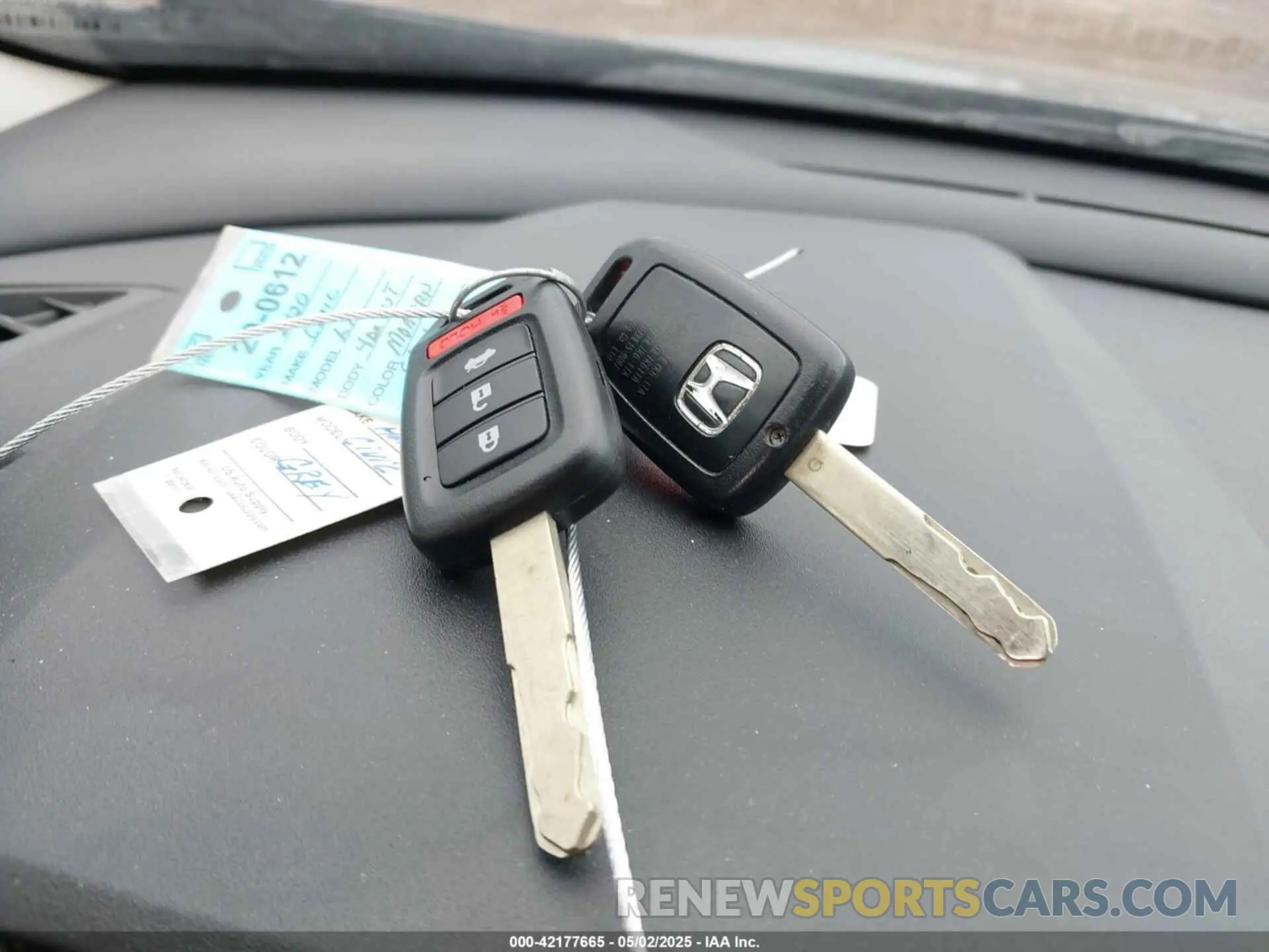 11 Photograph of a damaged car 2HGFC2F68LH537998 HONDA CIVIC 2020