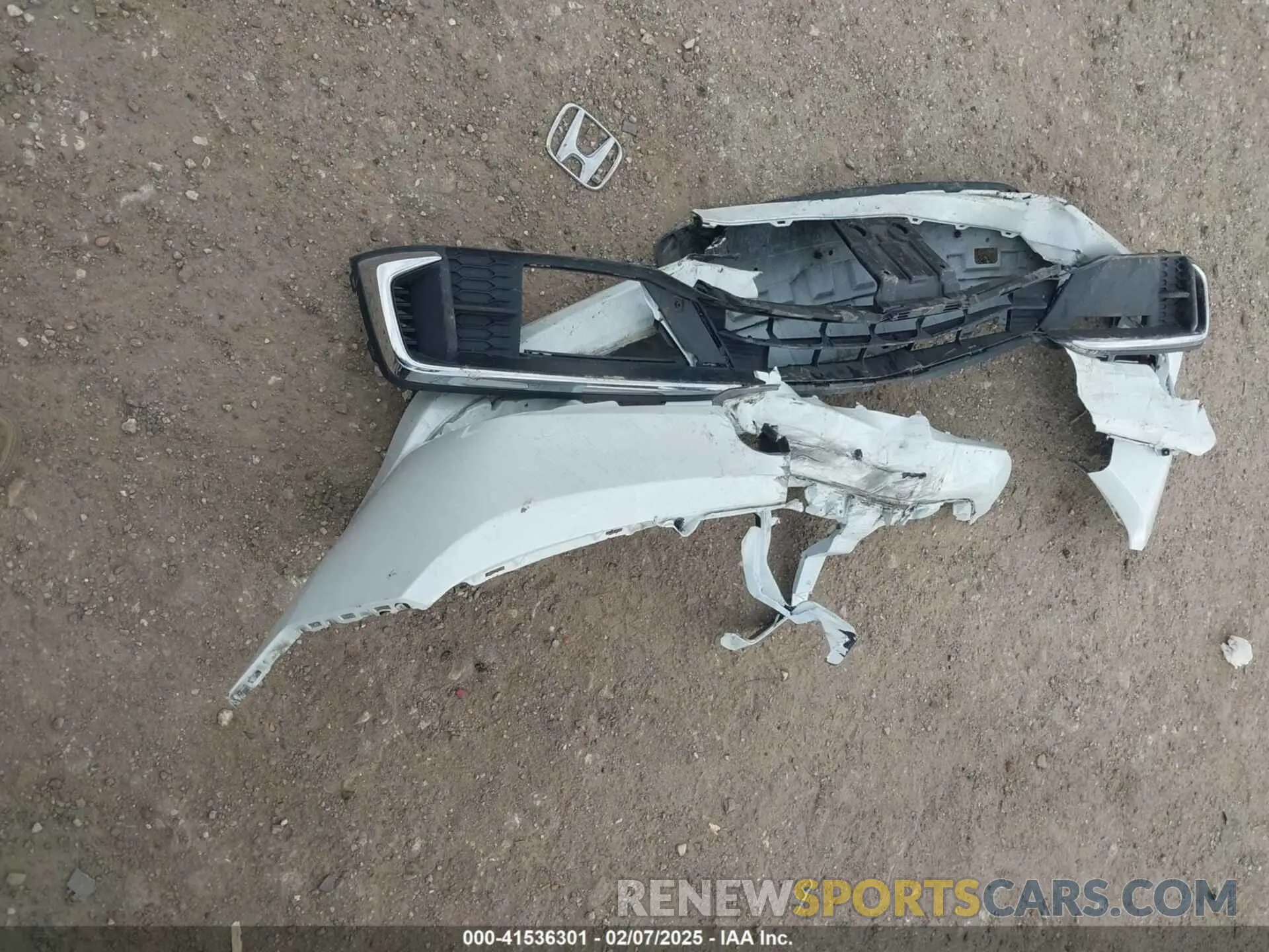 12 Photograph of a damaged car 2HGFC2F68LH556048 HONDA CIVIC 2020