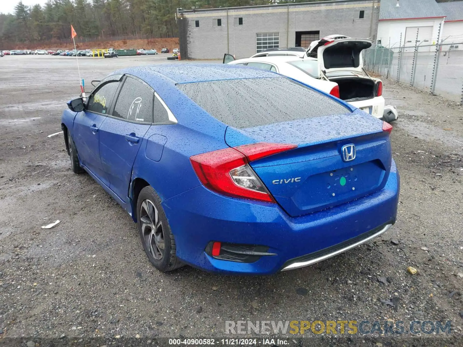 3 Photograph of a damaged car 2HGFC2F68LH576333 HONDA CIVIC 2020
