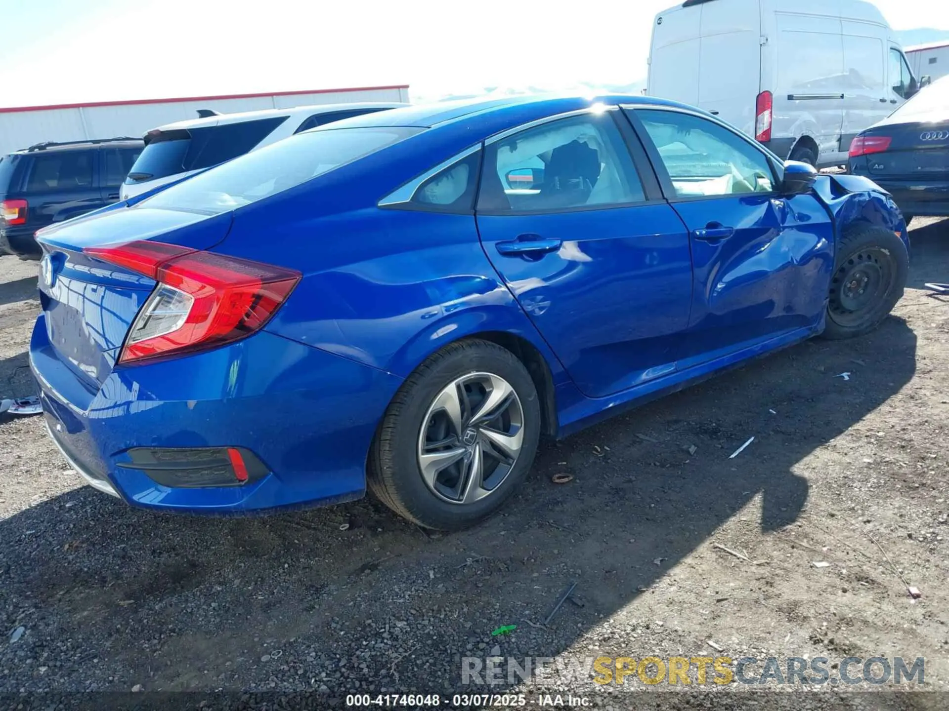 4 Photograph of a damaged car 2HGFC2F68LH578566 HONDA CIVIC 2020