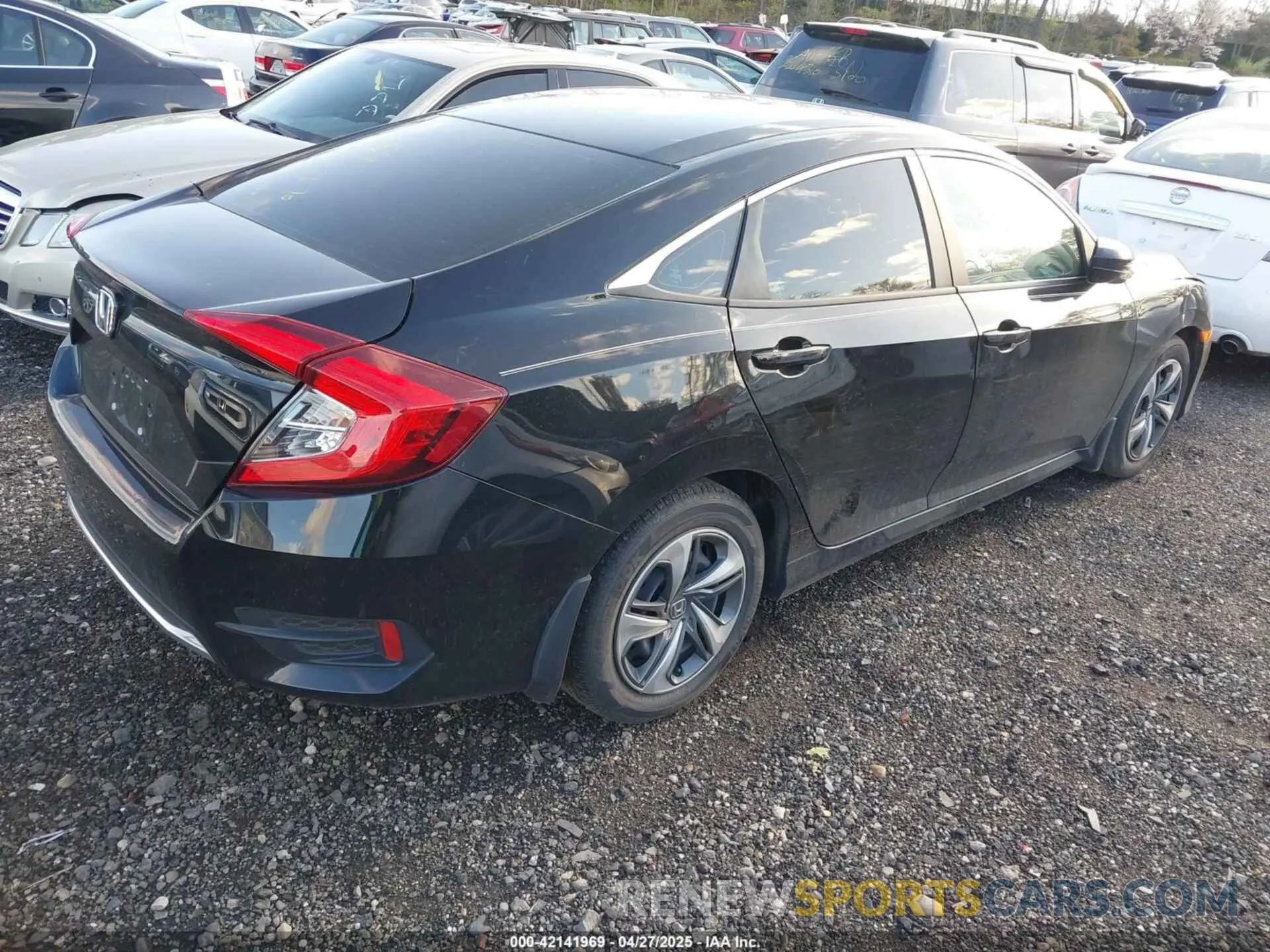4 Photograph of a damaged car 2HGFC2F69LH508977 HONDA CIVIC 2020