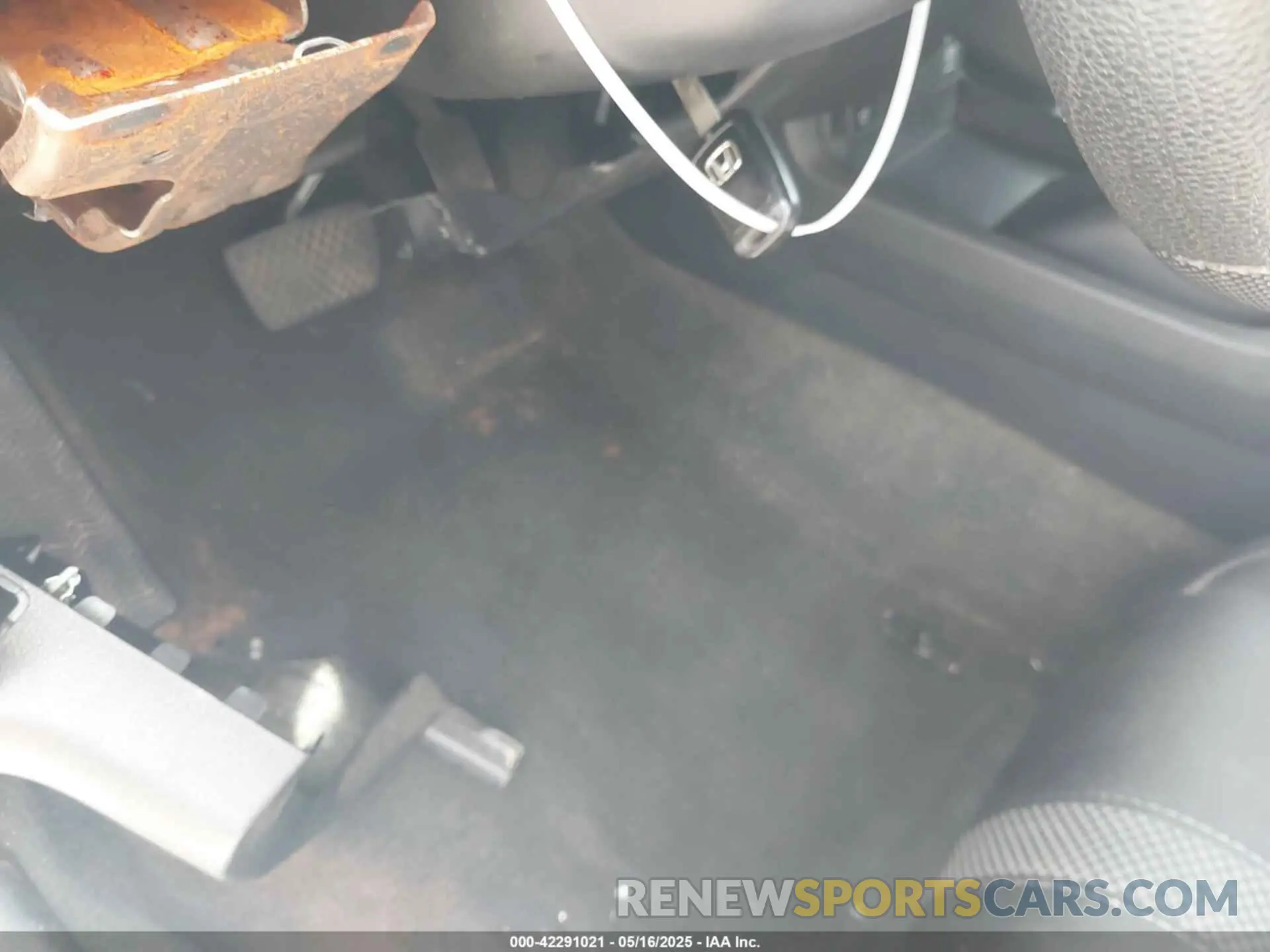 11 Photograph of a damaged car 2HGFC2F69LH520322 HONDA CIVIC 2020