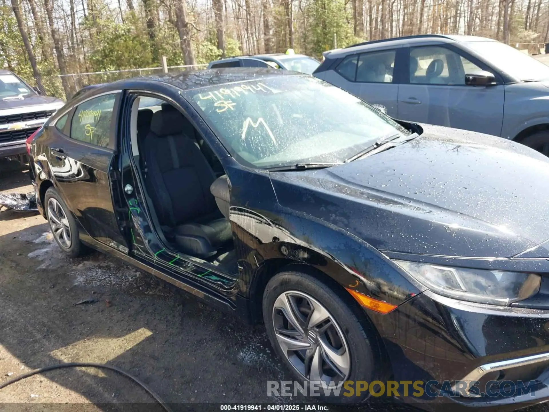 6 Photograph of a damaged car 2HGFC2F69LH532499 HONDA CIVIC 2020