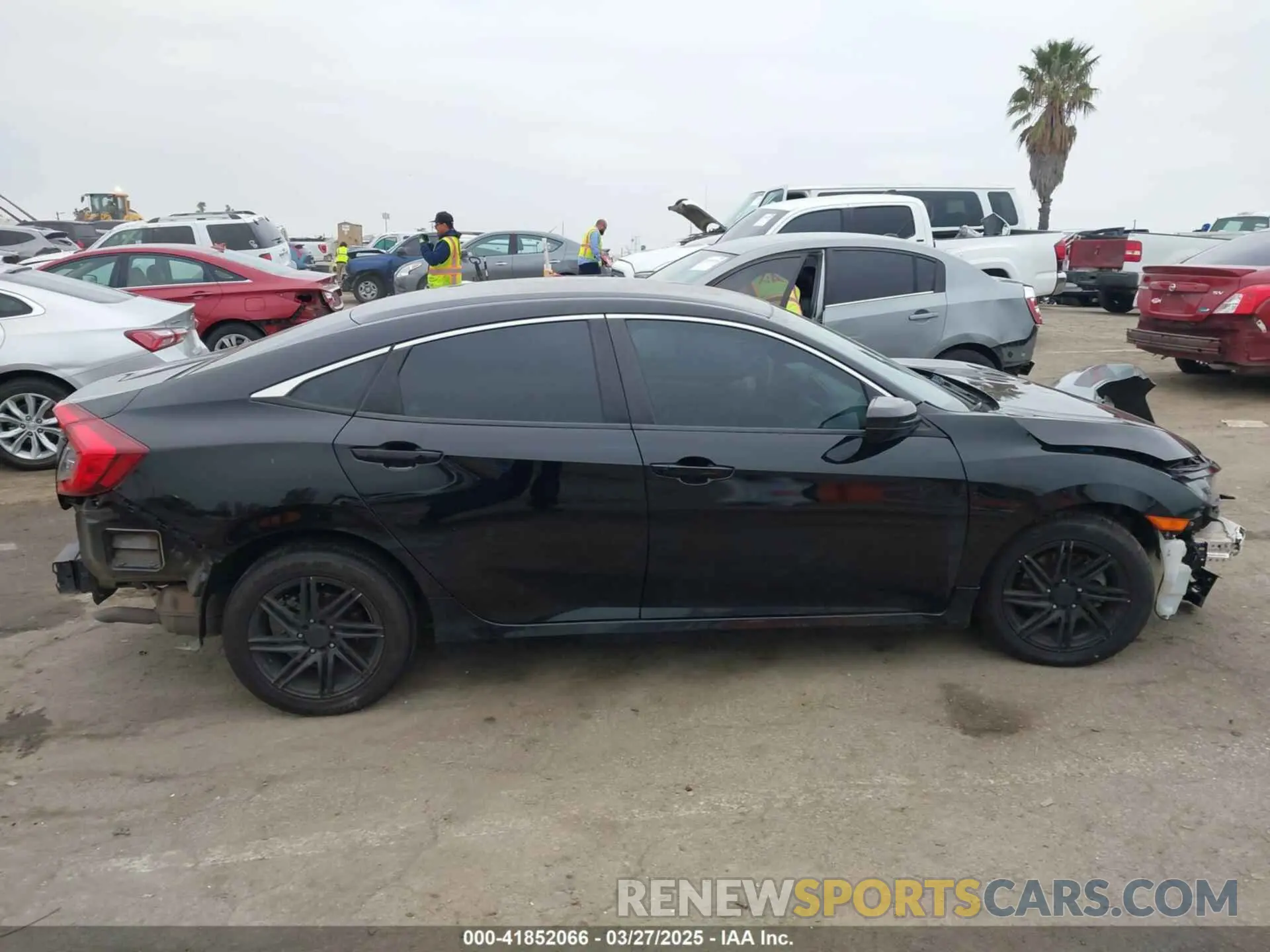 14 Photograph of a damaged car 2HGFC2F69LH549643 HONDA CIVIC 2020