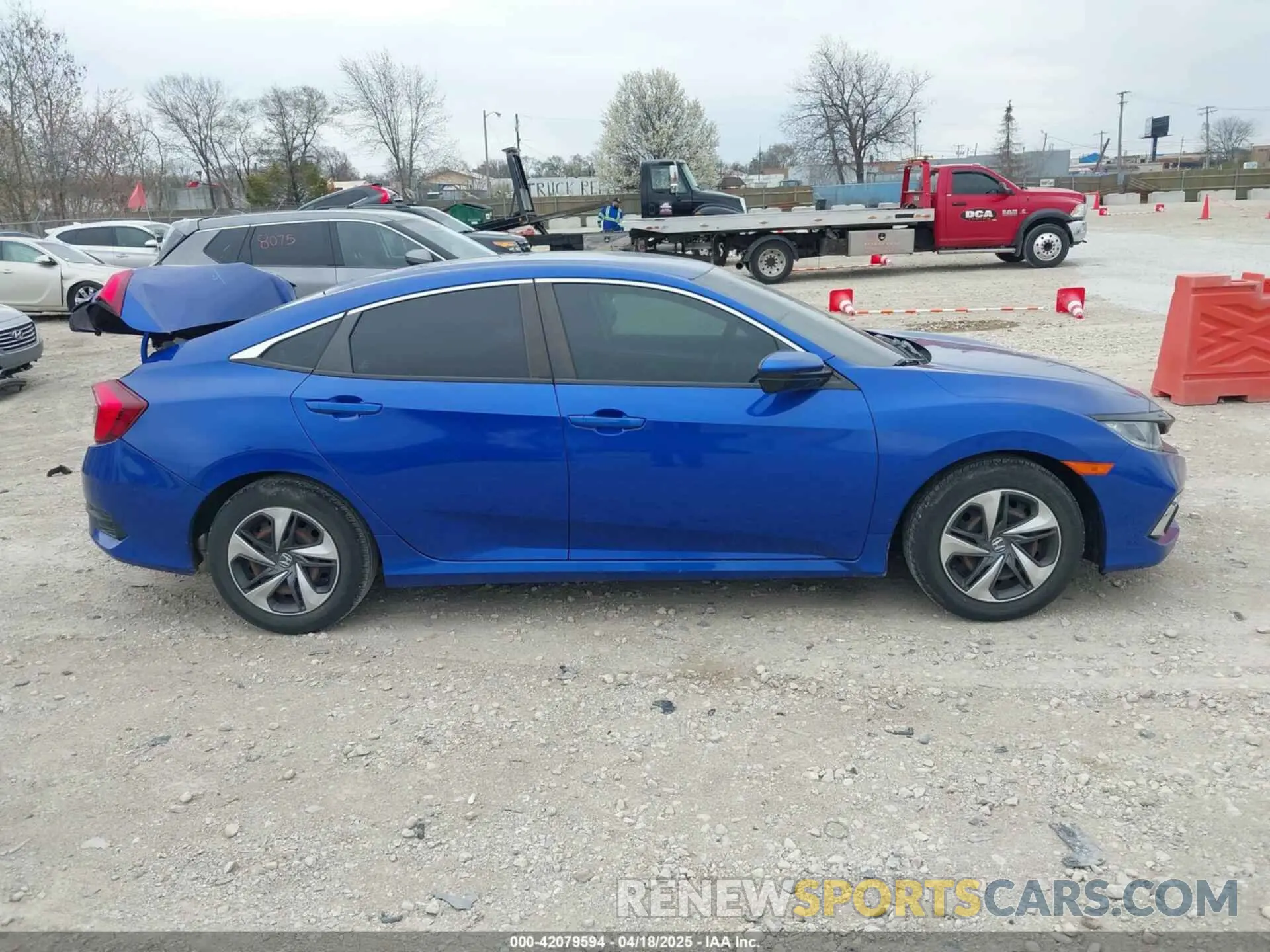 13 Photograph of a damaged car 2HGFC2F69LH550744 HONDA CIVIC 2020