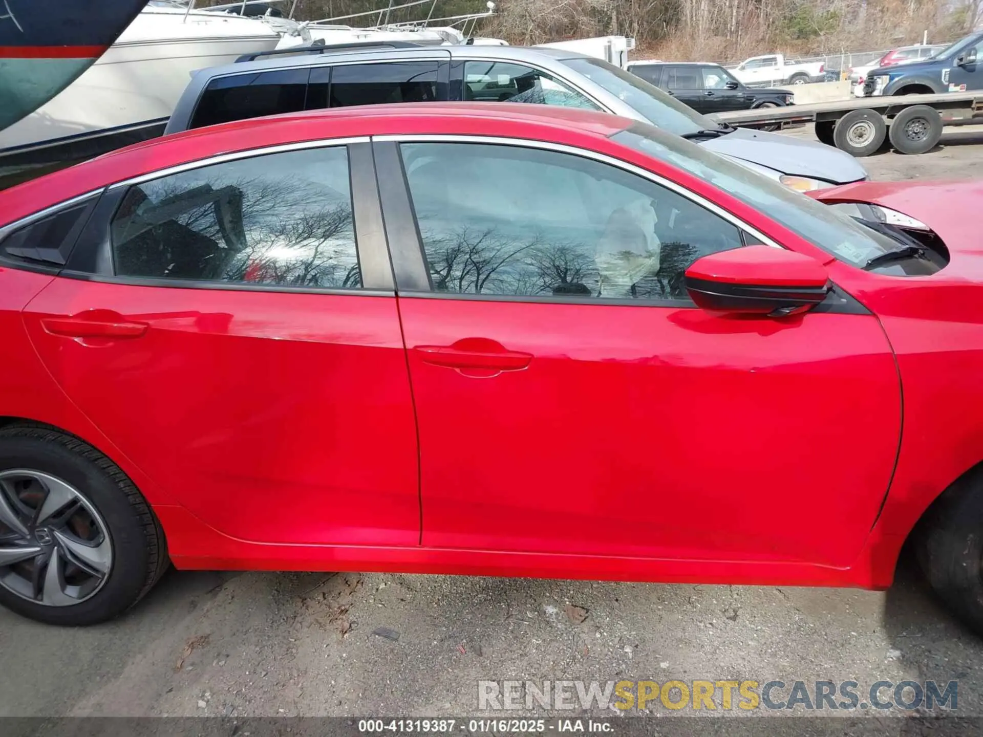 13 Photograph of a damaged car 2HGFC2F69LH559332 HONDA CIVIC 2020