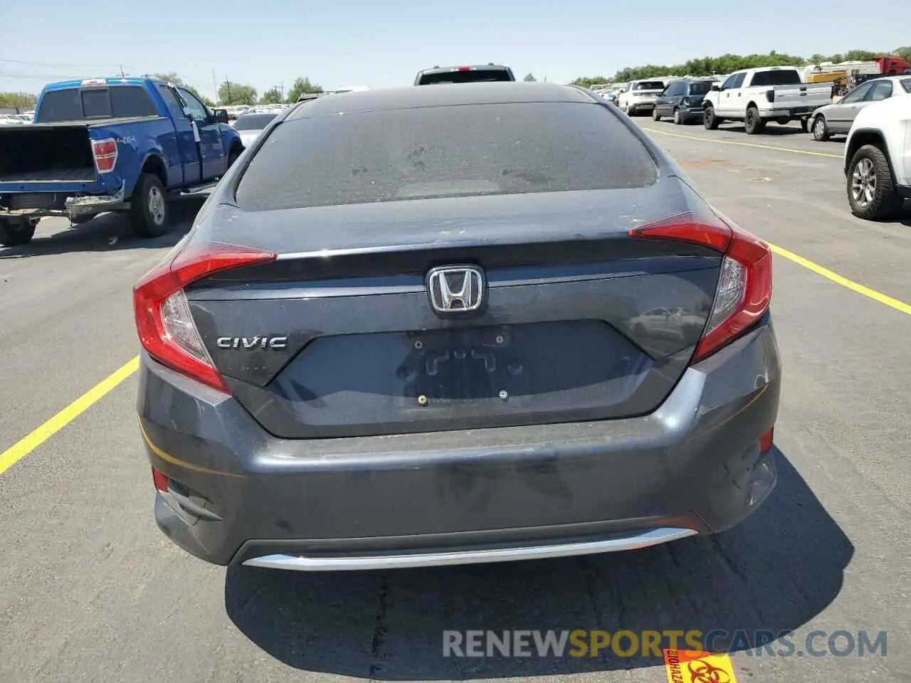 6 Photograph of a damaged car 2HGFC2F69LH559881 HONDA CIVIC 2020