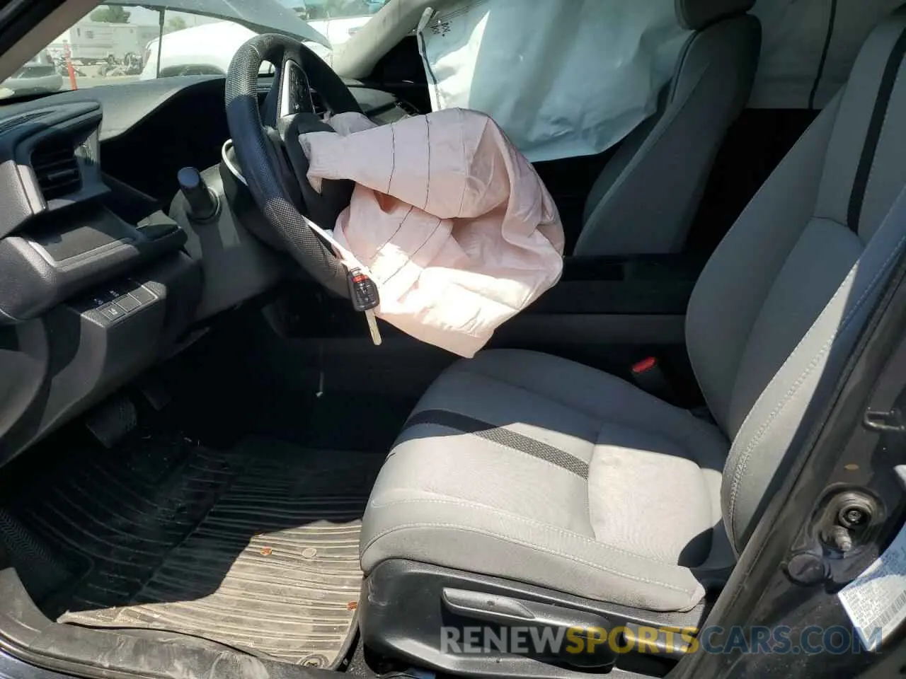 7 Photograph of a damaged car 2HGFC2F69LH559881 HONDA CIVIC 2020
