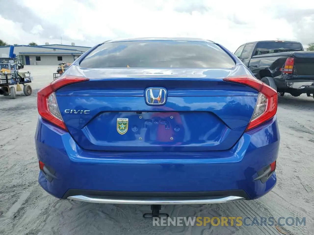6 Photograph of a damaged car 2HGFC2F69LH575112 HONDA CIVIC 2020
