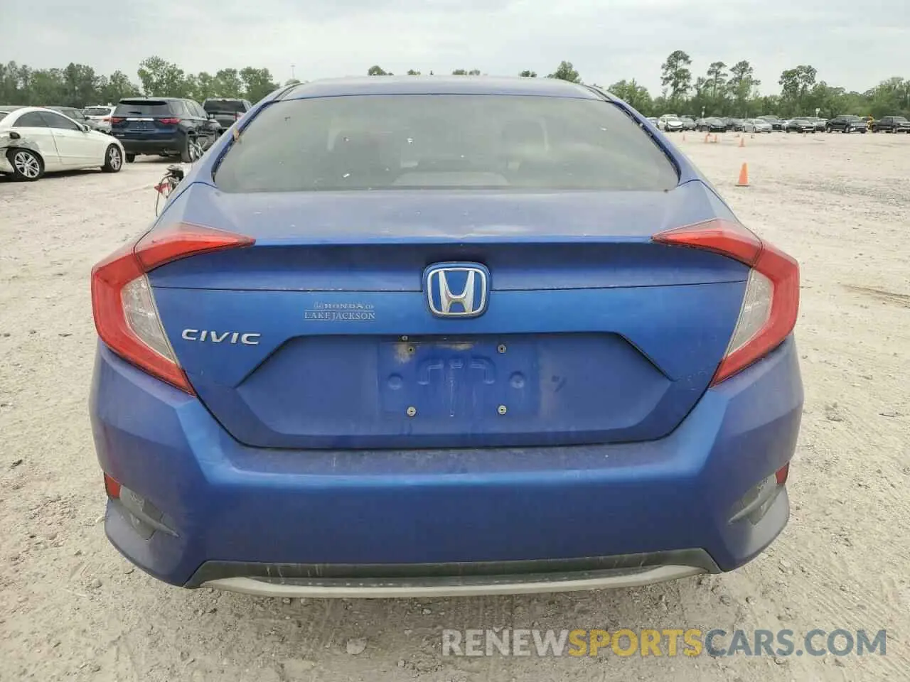 6 Photograph of a damaged car 2HGFC2F69LH585395 HONDA CIVIC 2020