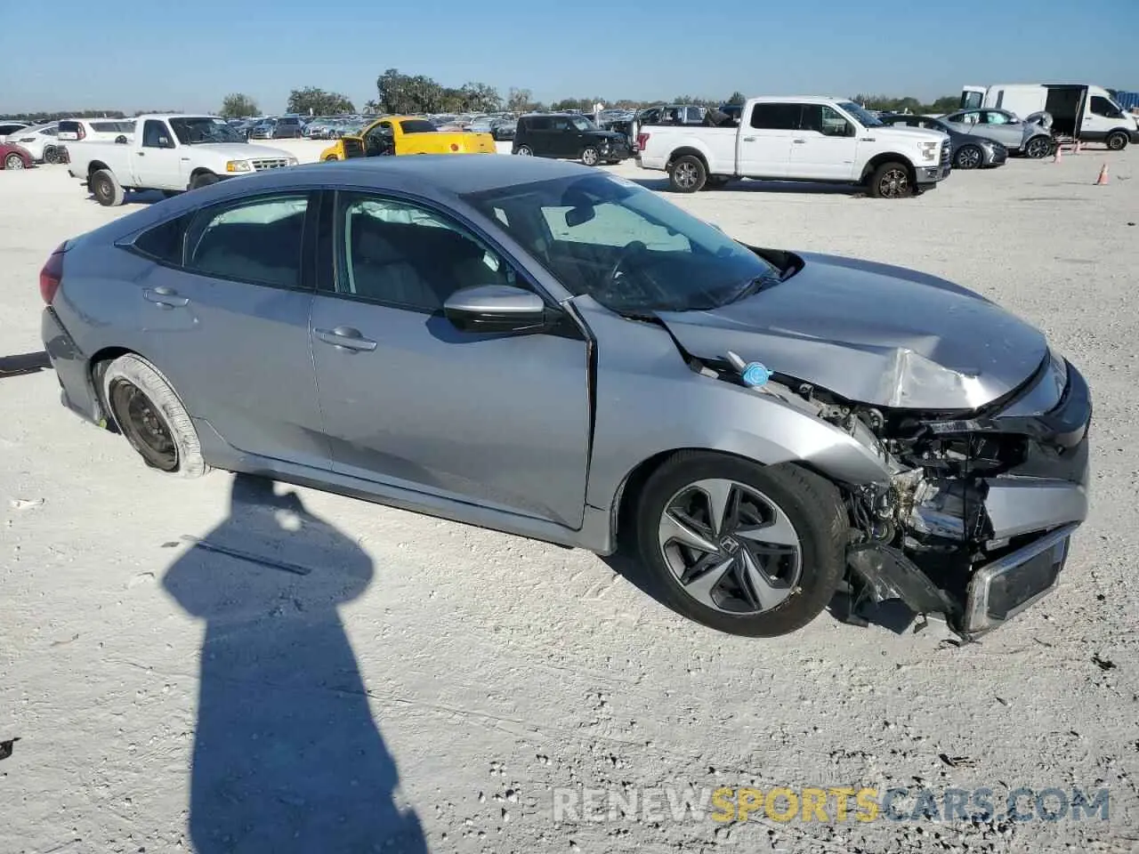 4 Photograph of a damaged car 2HGFC2F6XLH501522 HONDA CIVIC 2020