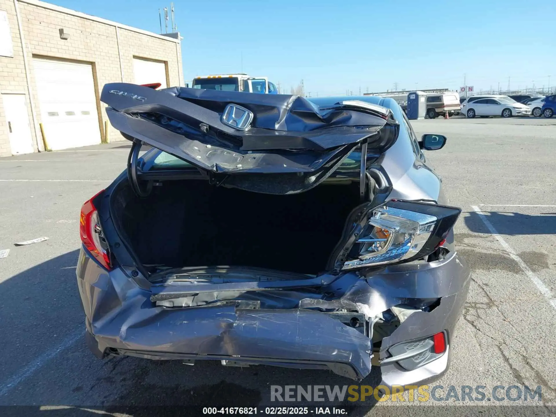 16 Photograph of a damaged car 2HGFC2F6XLH517445 HONDA CIVIC 2020