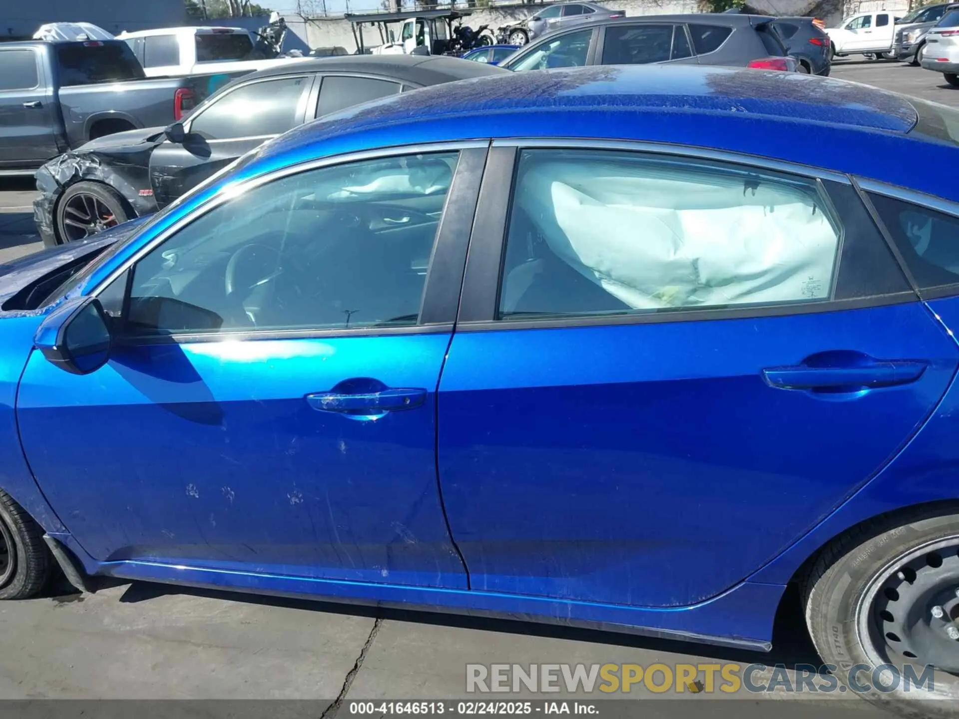 15 Photograph of a damaged car 2HGFC2F6XLH527831 HONDA CIVIC 2020