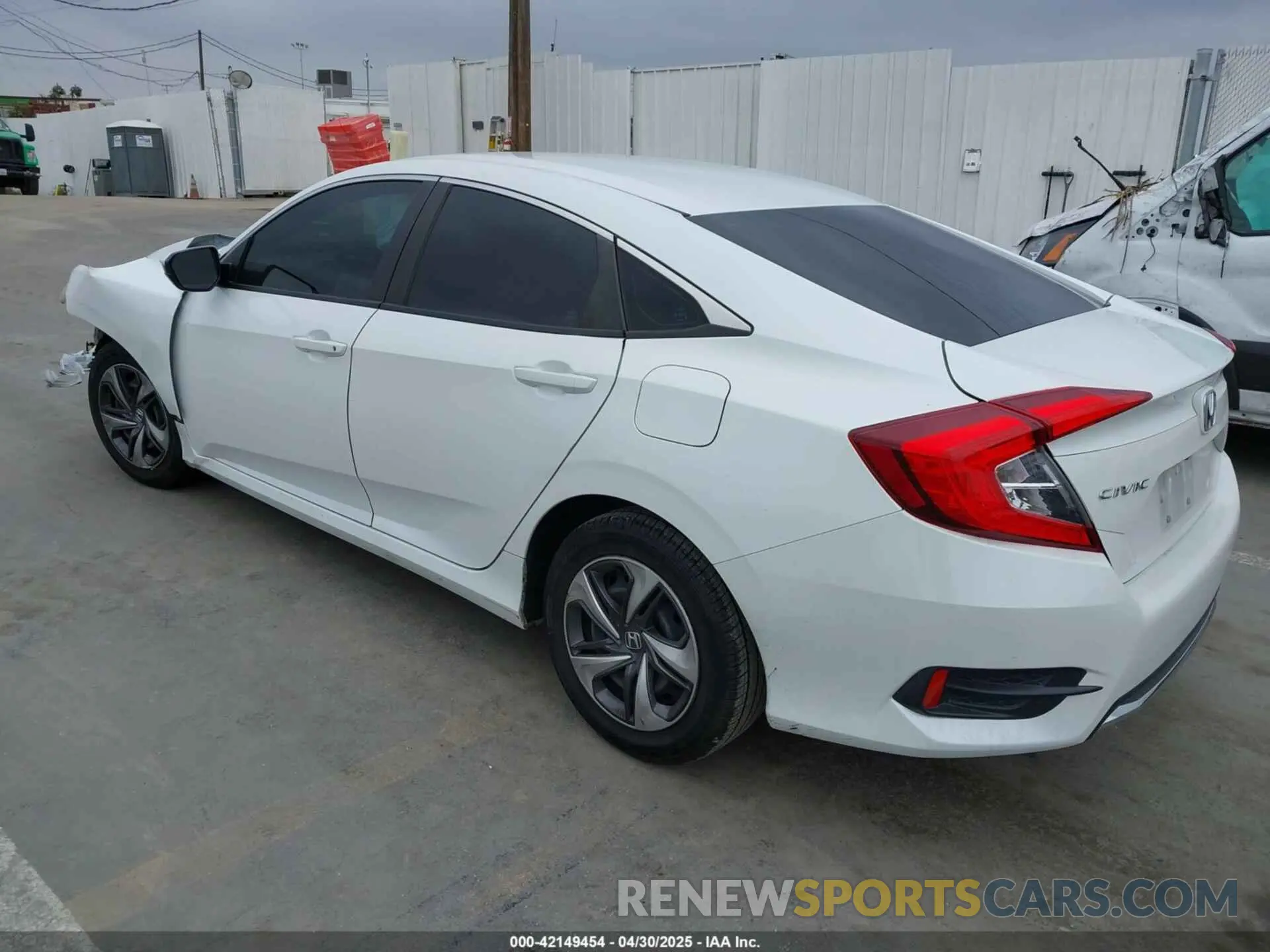 3 Photograph of a damaged car 2HGFC2F6XLH530681 HONDA CIVIC 2020