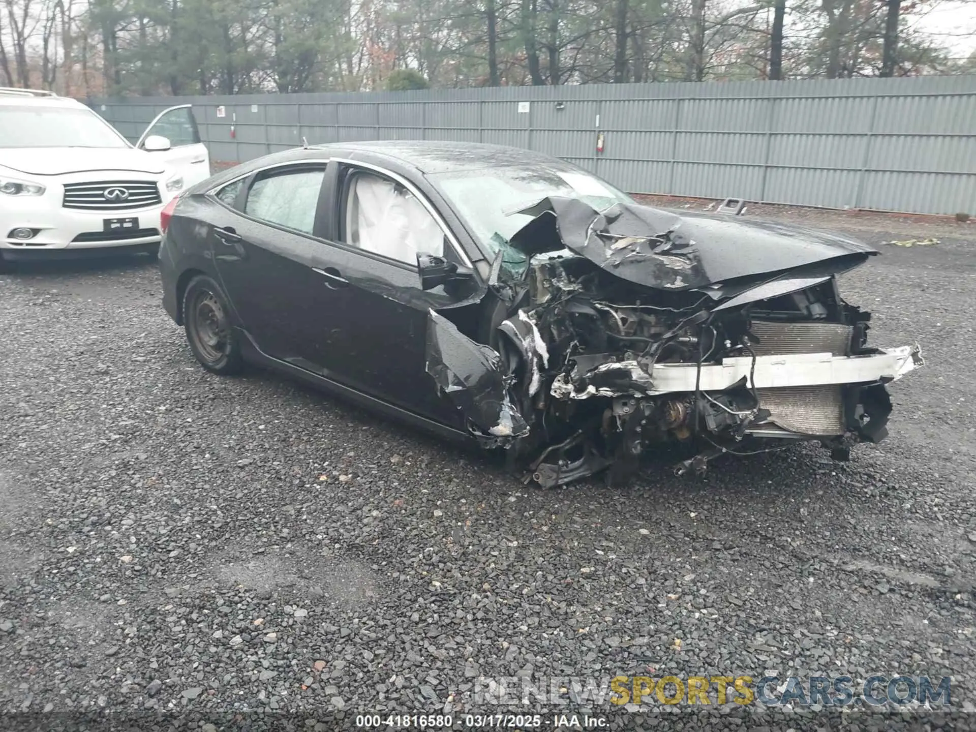 1 Photograph of a damaged car 2HGFC2F6XLH531197 HONDA CIVIC 2020